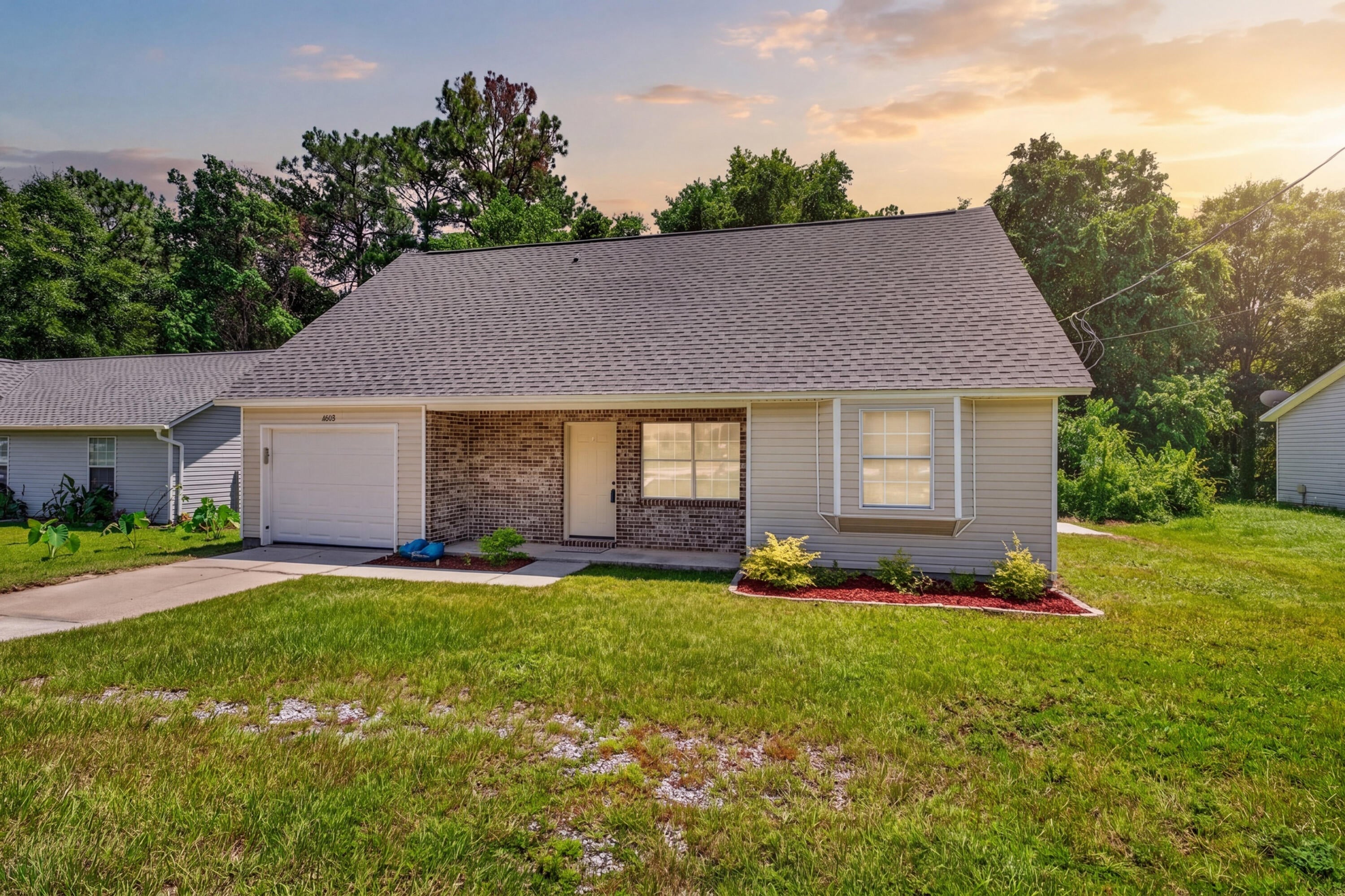 APLIN HEIGHTS S/D LOT 1 - Residential