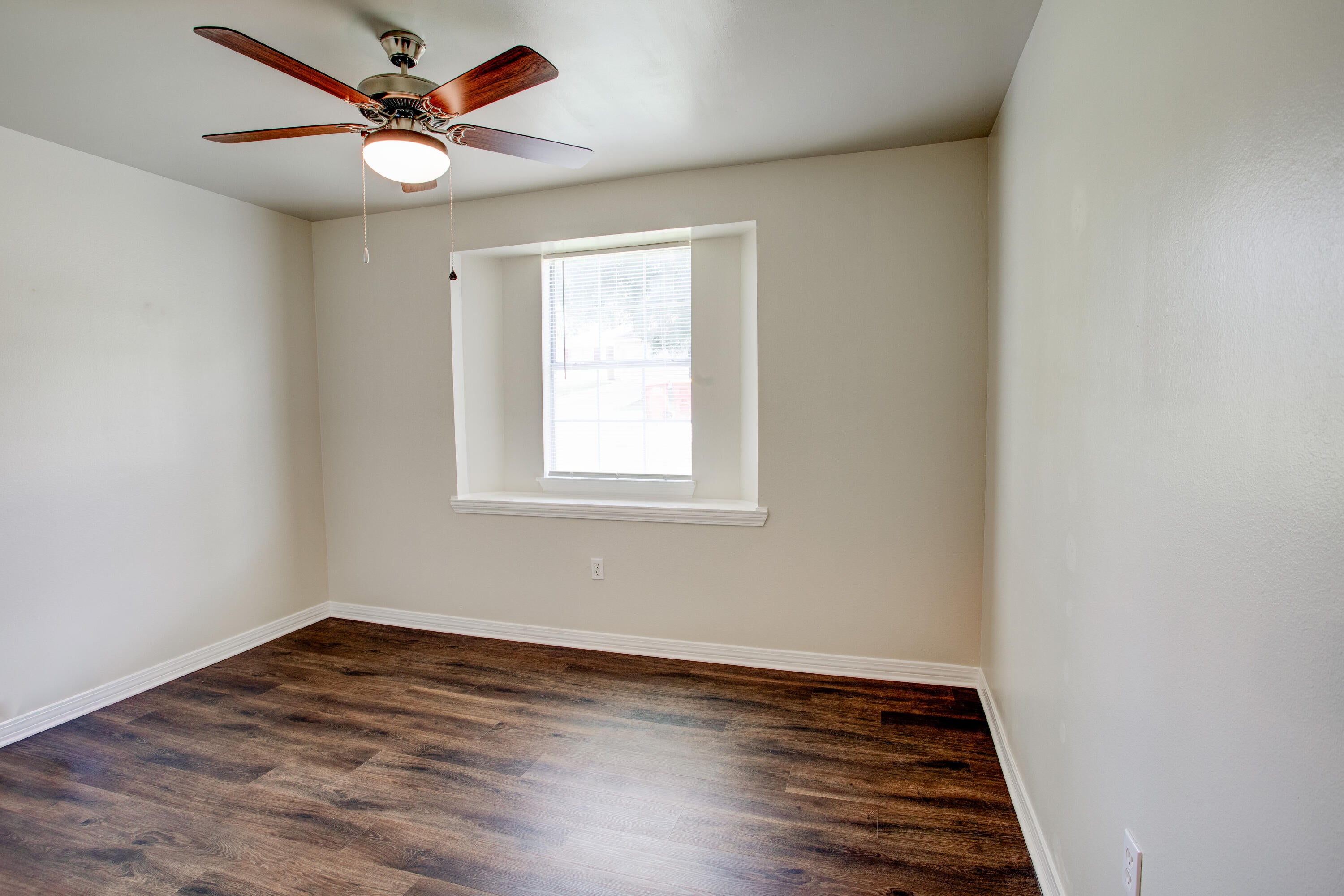 APLIN HEIGHTS S/D LOT 1 - Residential