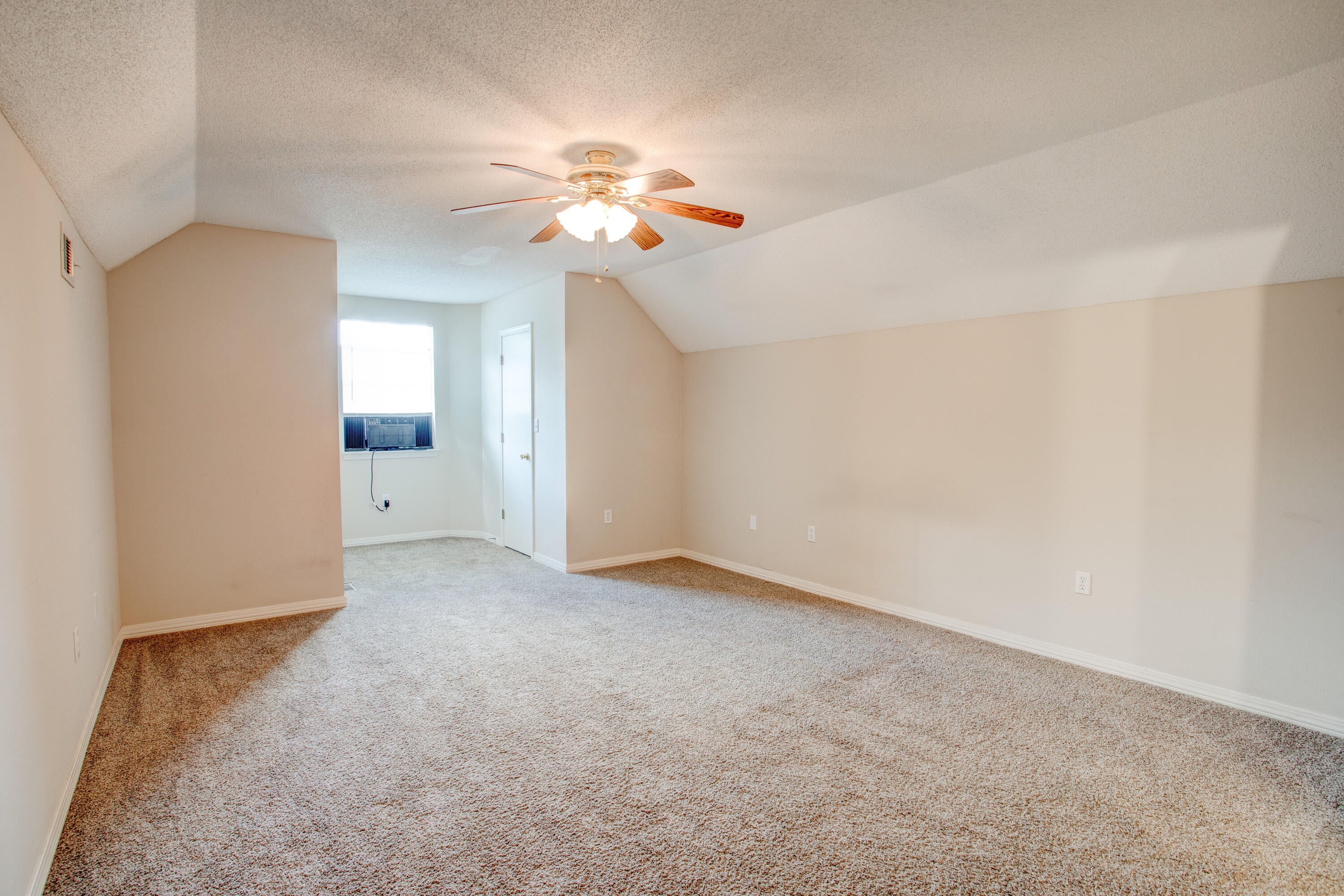 APLIN HEIGHTS S/D LOT 1 - Residential