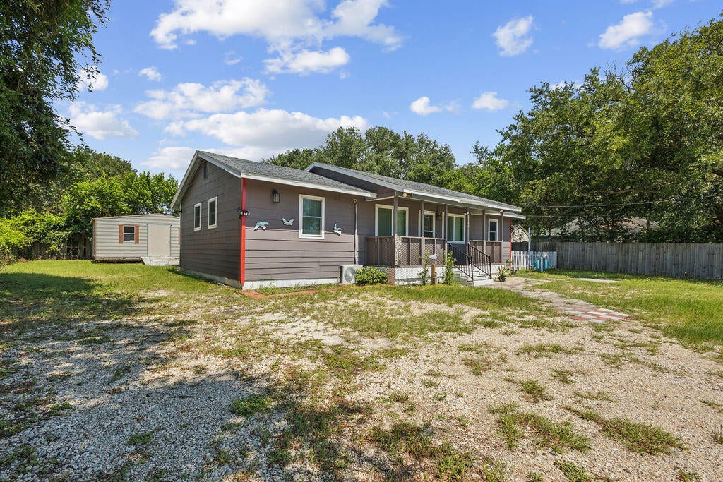 WEST NAVARRE - Residential