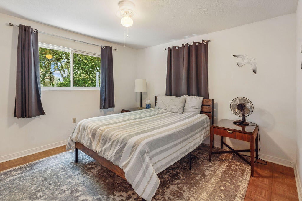 WEST NAVARRE - Residential