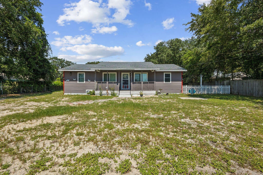 WEST NAVARRE - Residential