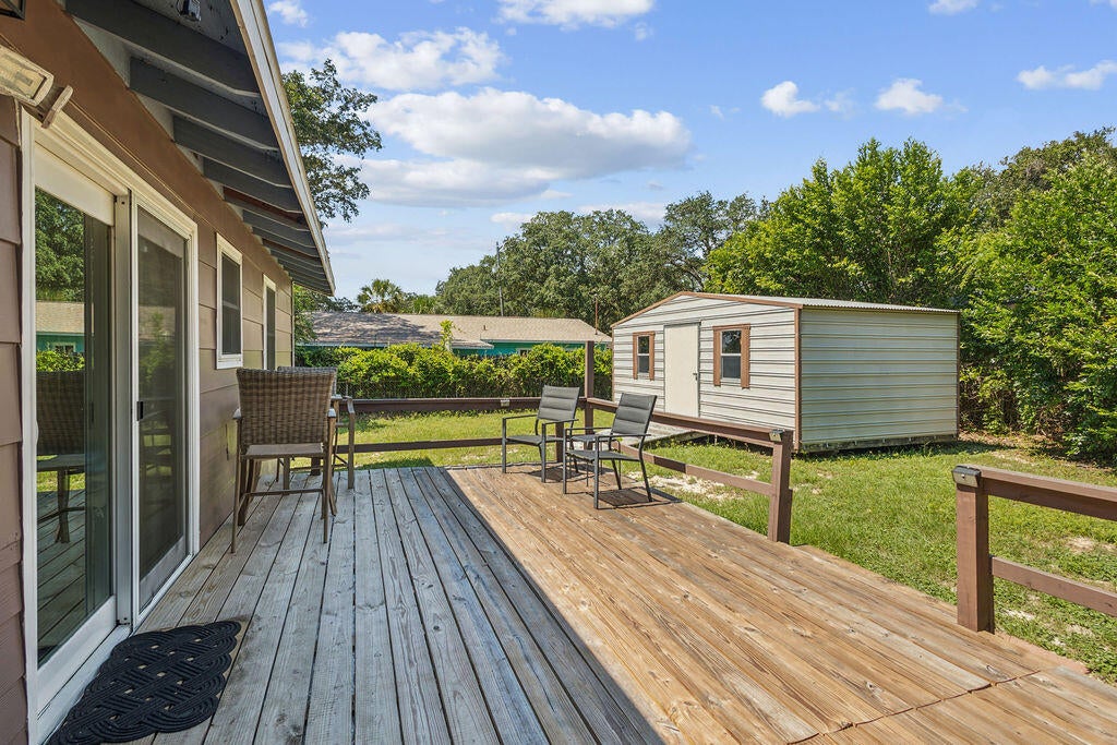 WEST NAVARRE - Residential