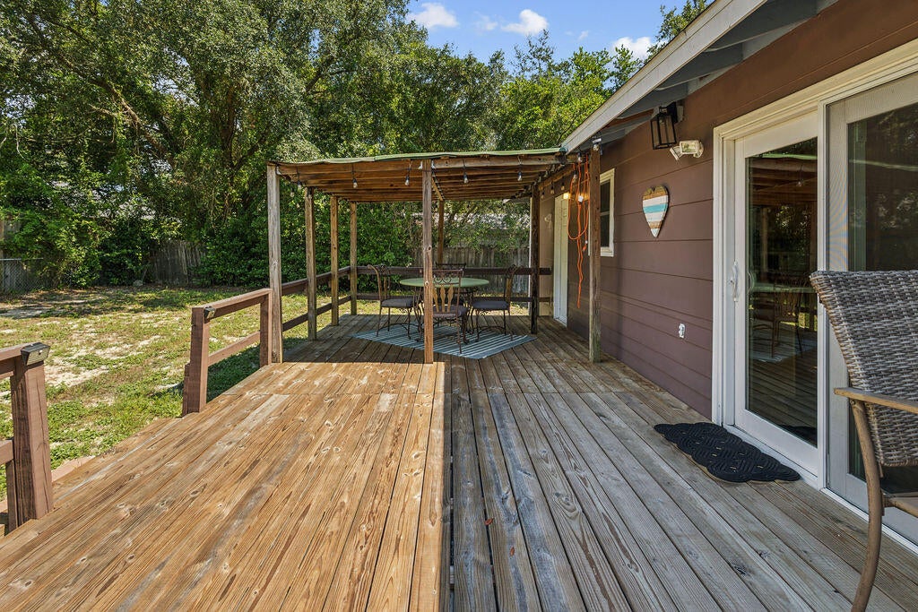 WEST NAVARRE - Residential