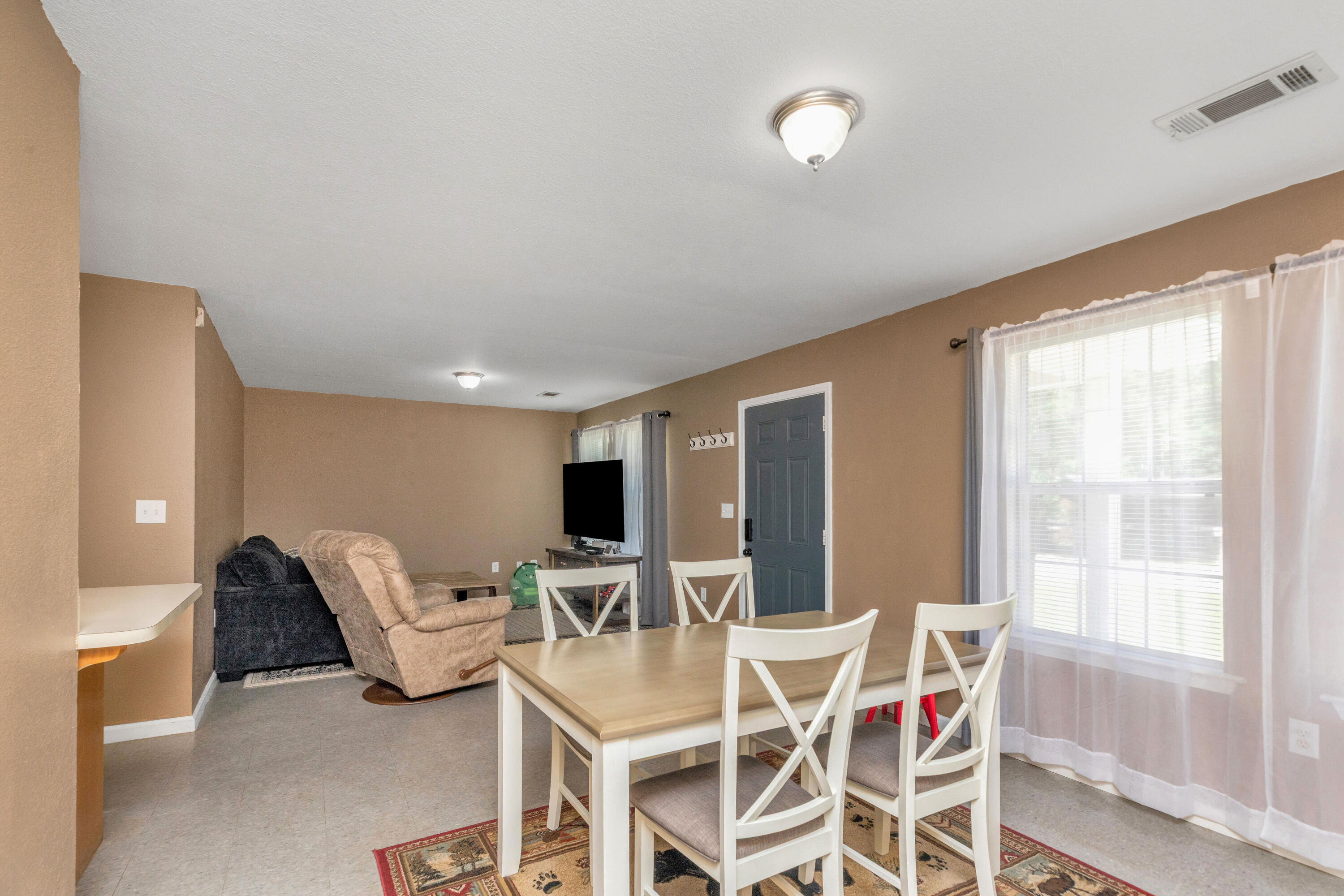 EDNEYS WEST HILL - Residential