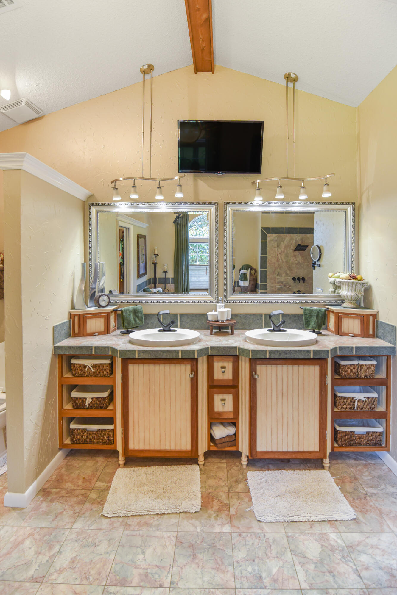 GRANDVIEW HEIGHTS - Residential