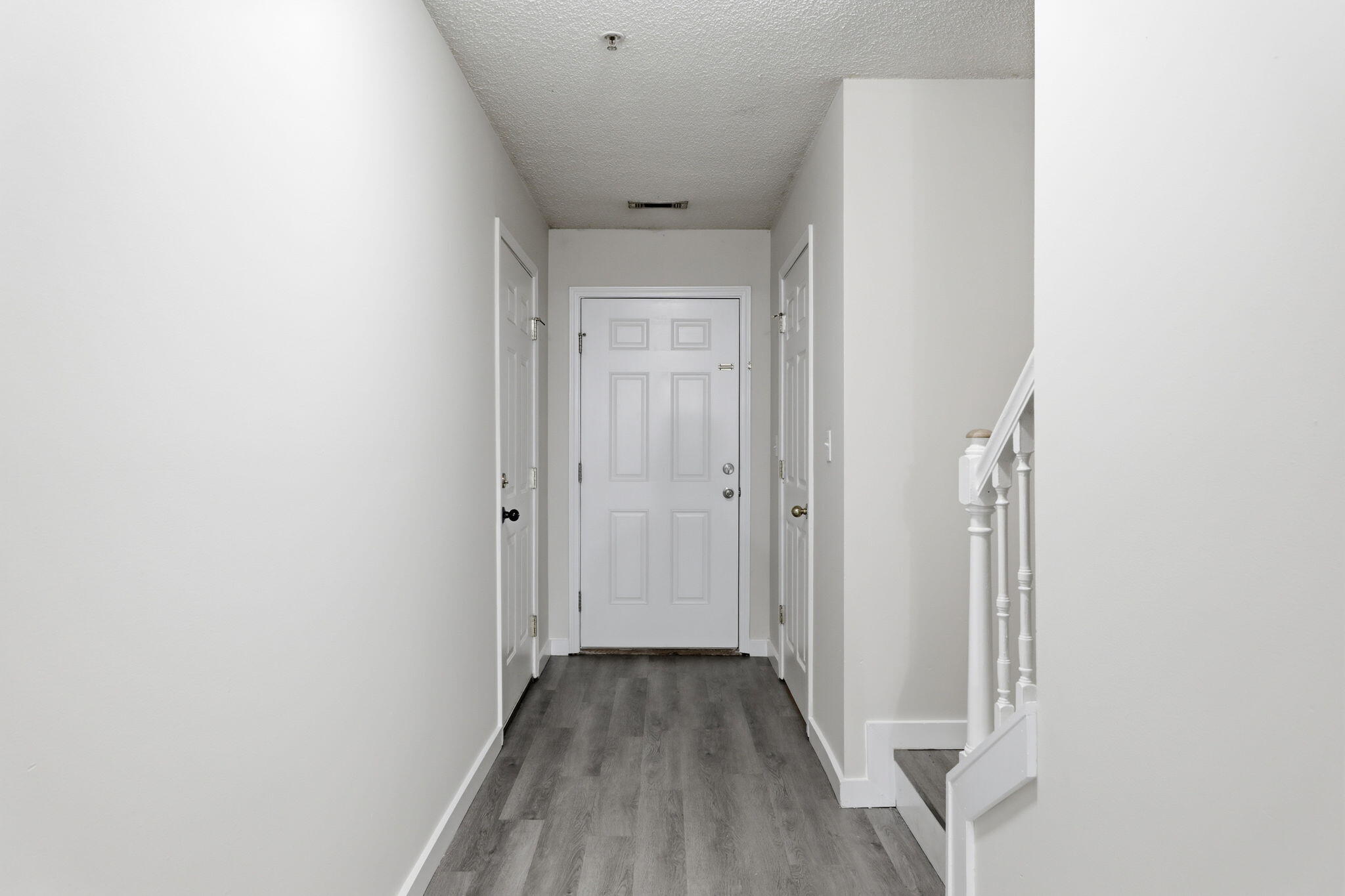 ROLLING PINES - Residential Lease