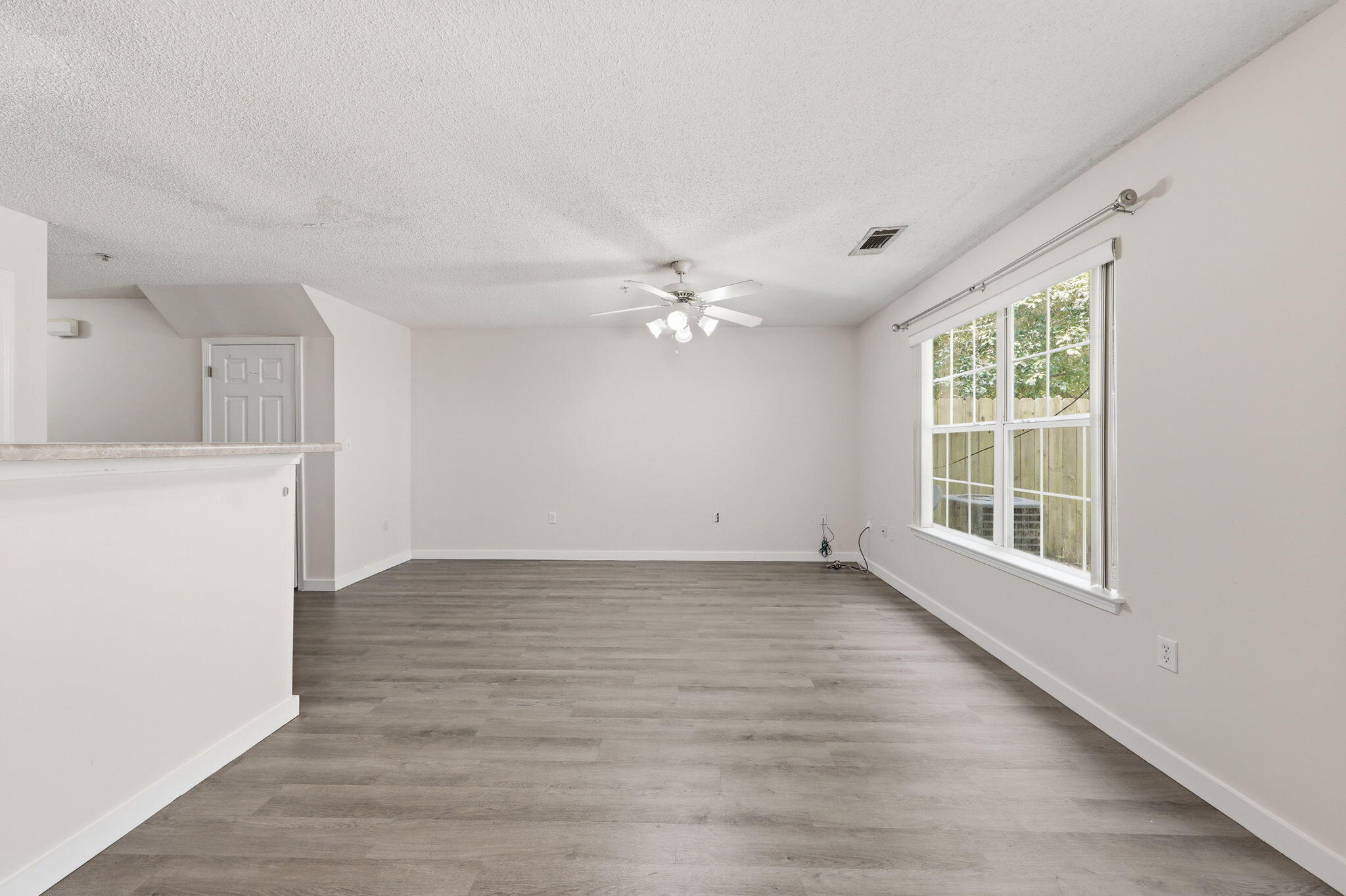 ROLLING PINES - Residential Lease