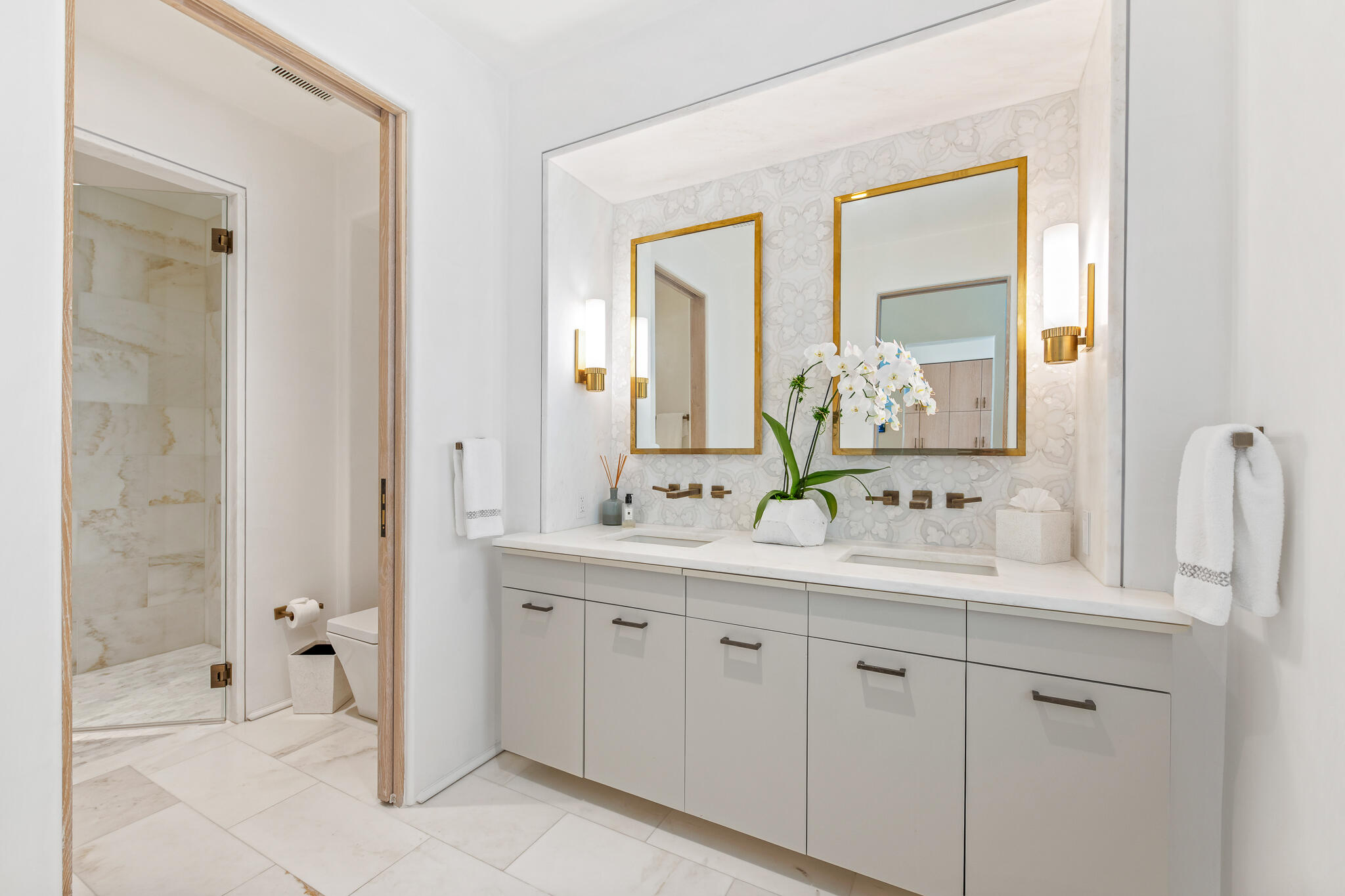 ALYS BEACH - Residential