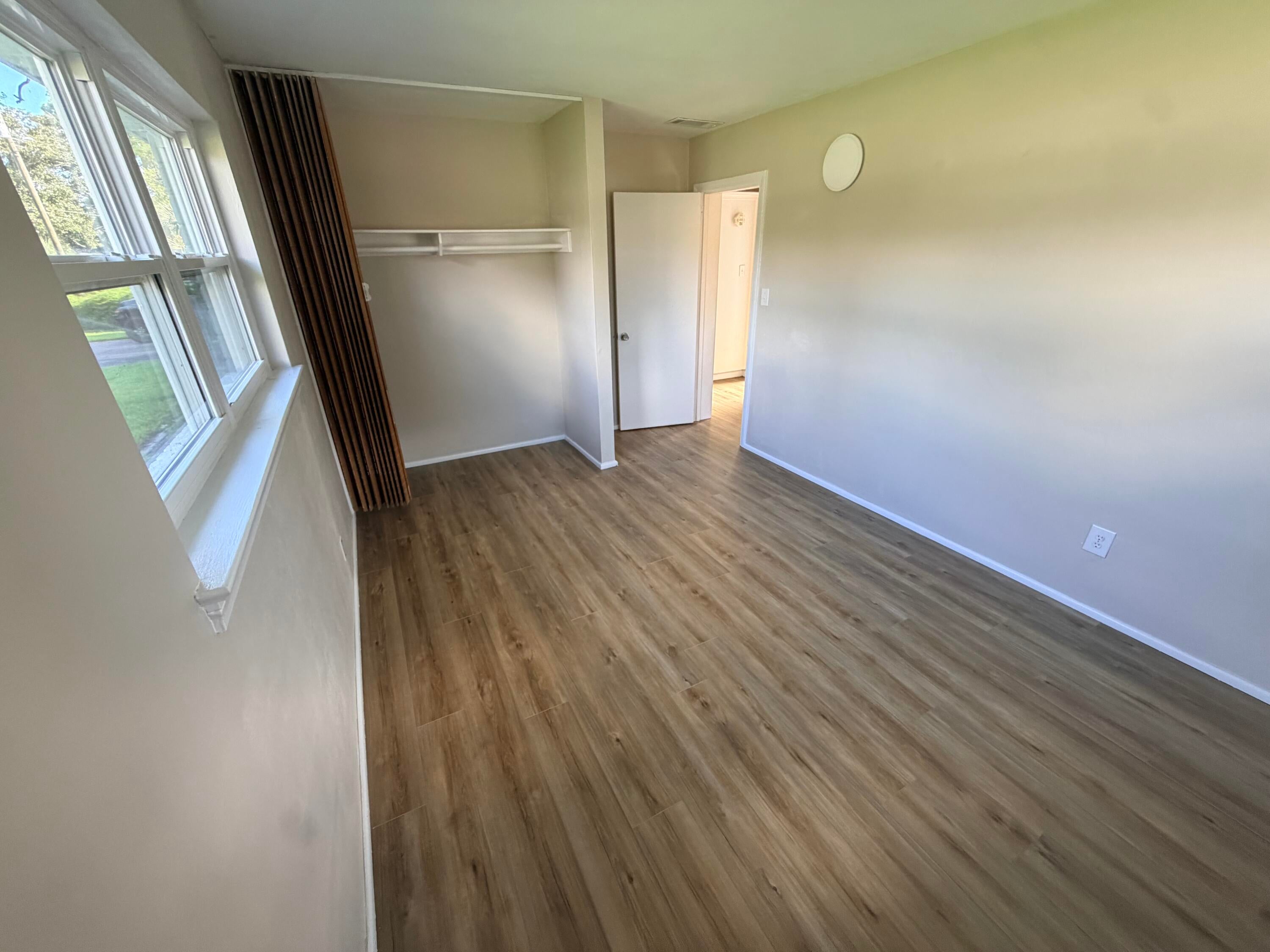 ELLIOTTS POINT - Residential Lease