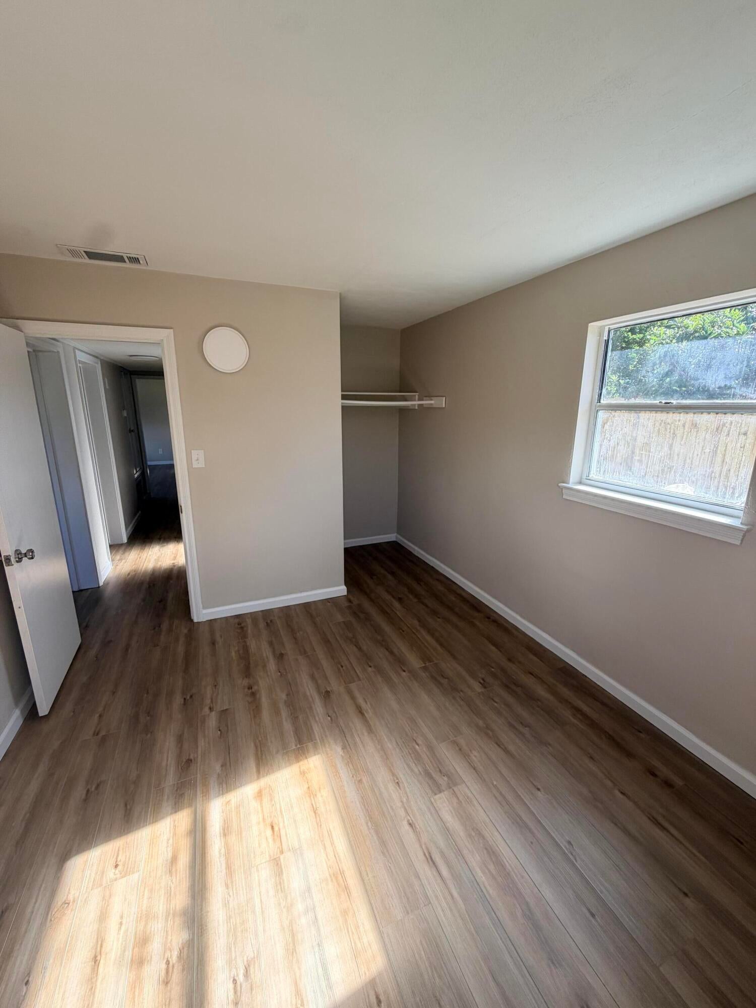 ELLIOTTS POINT - Residential Lease