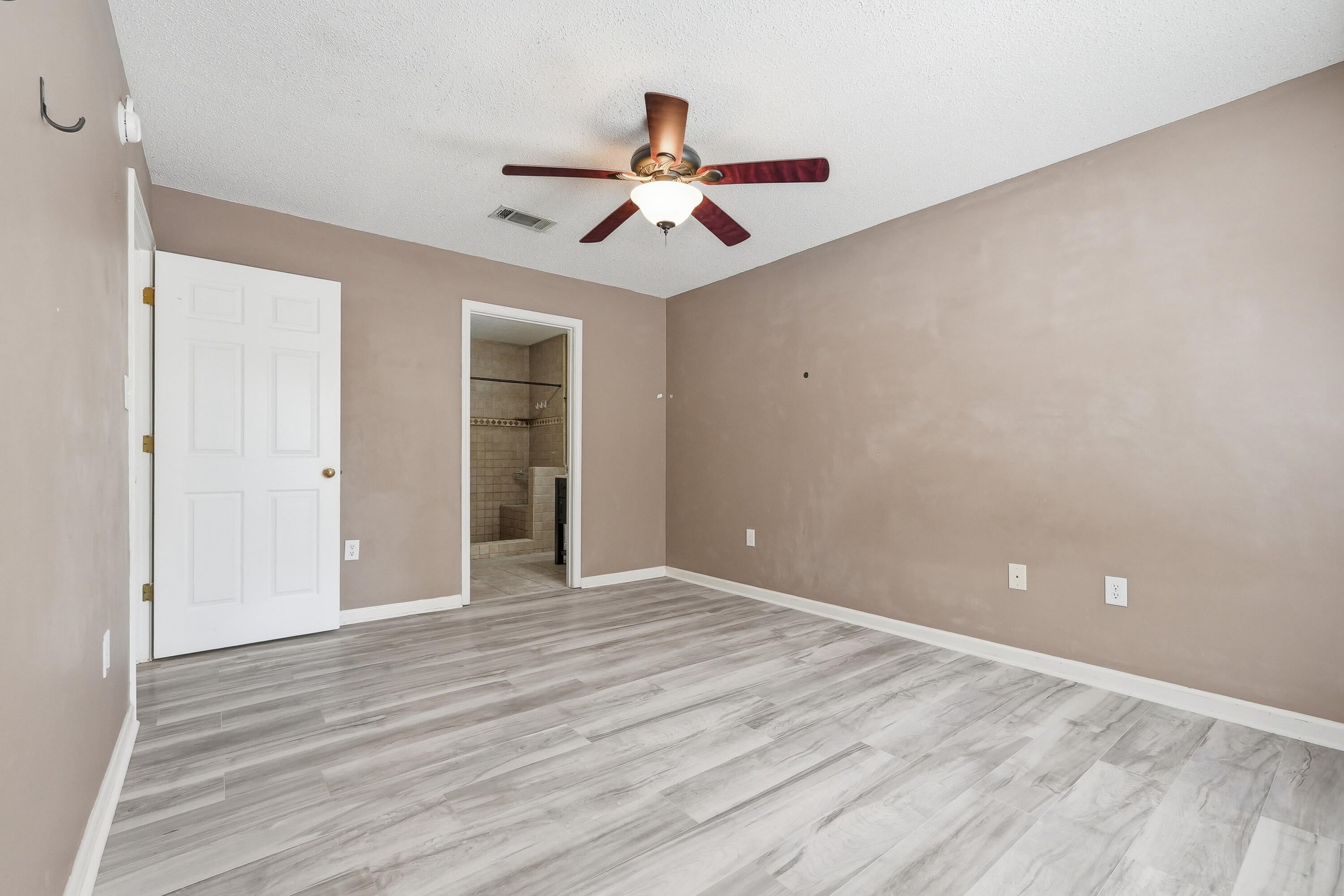 TIMBER WIND ESTATES - Residential Lease
