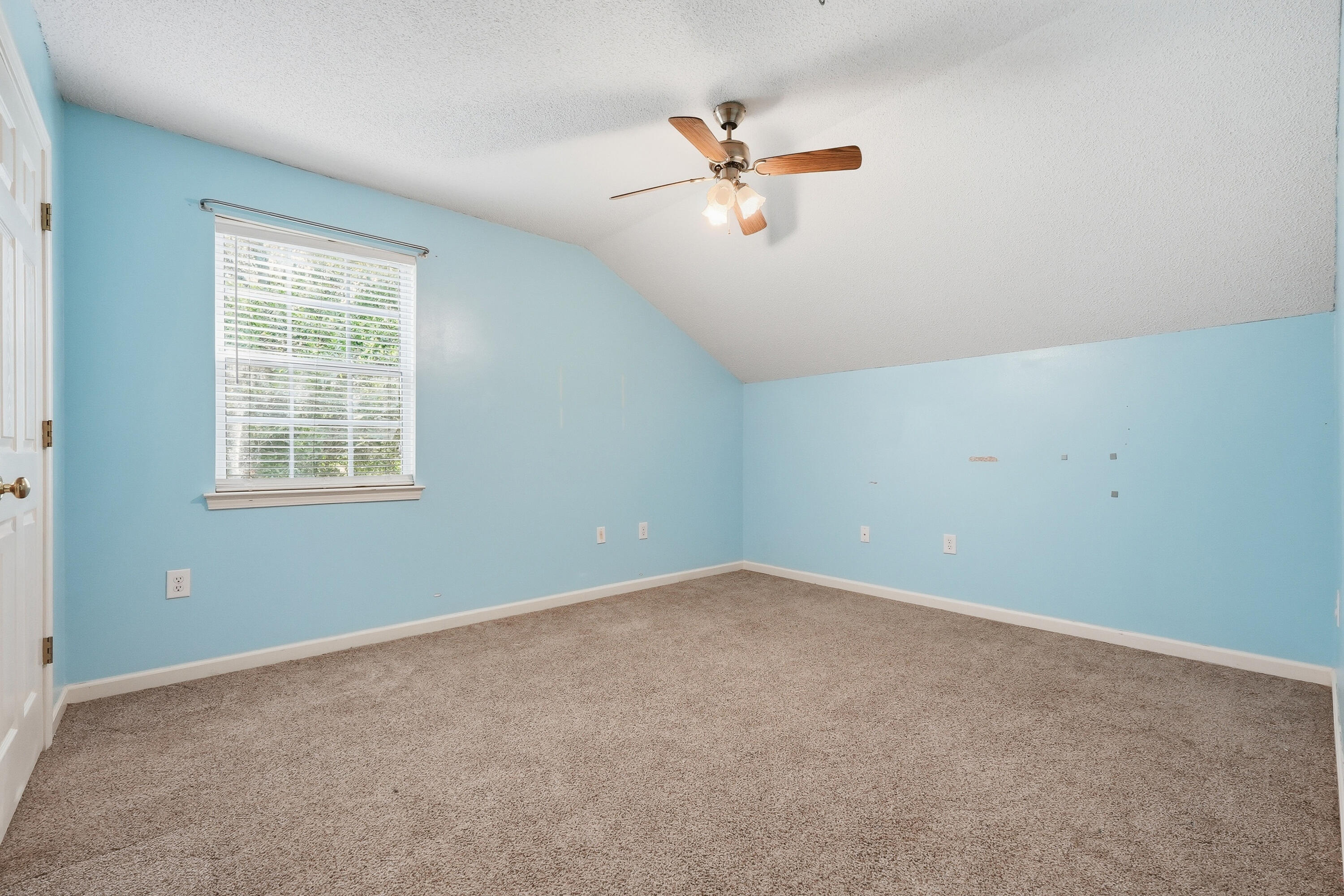 TIMBER WIND ESTATES - Residential Lease
