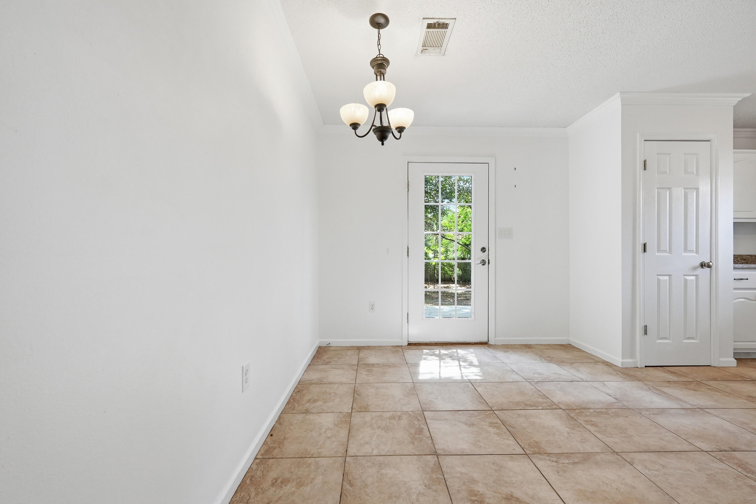 TIMBER WIND ESTATES - Residential Lease