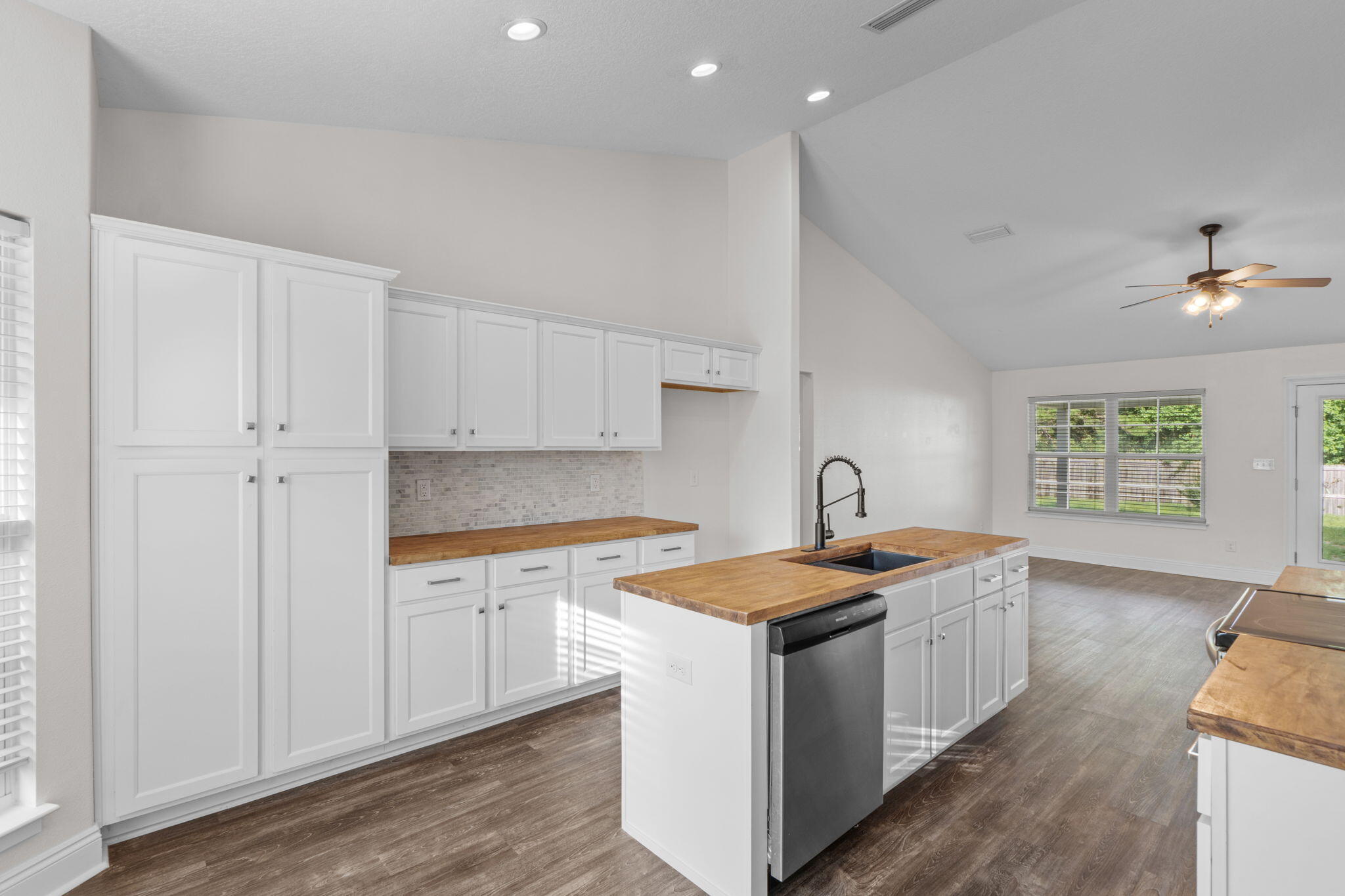 EAST BAY HEIGHTS - Residential