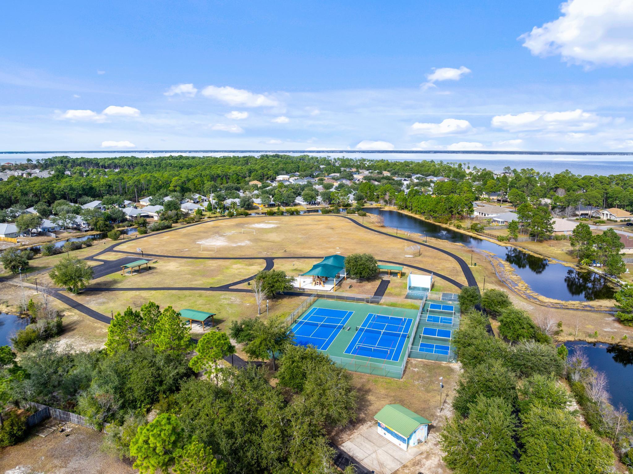 DRIFTWOOD ESTATES - Residential
