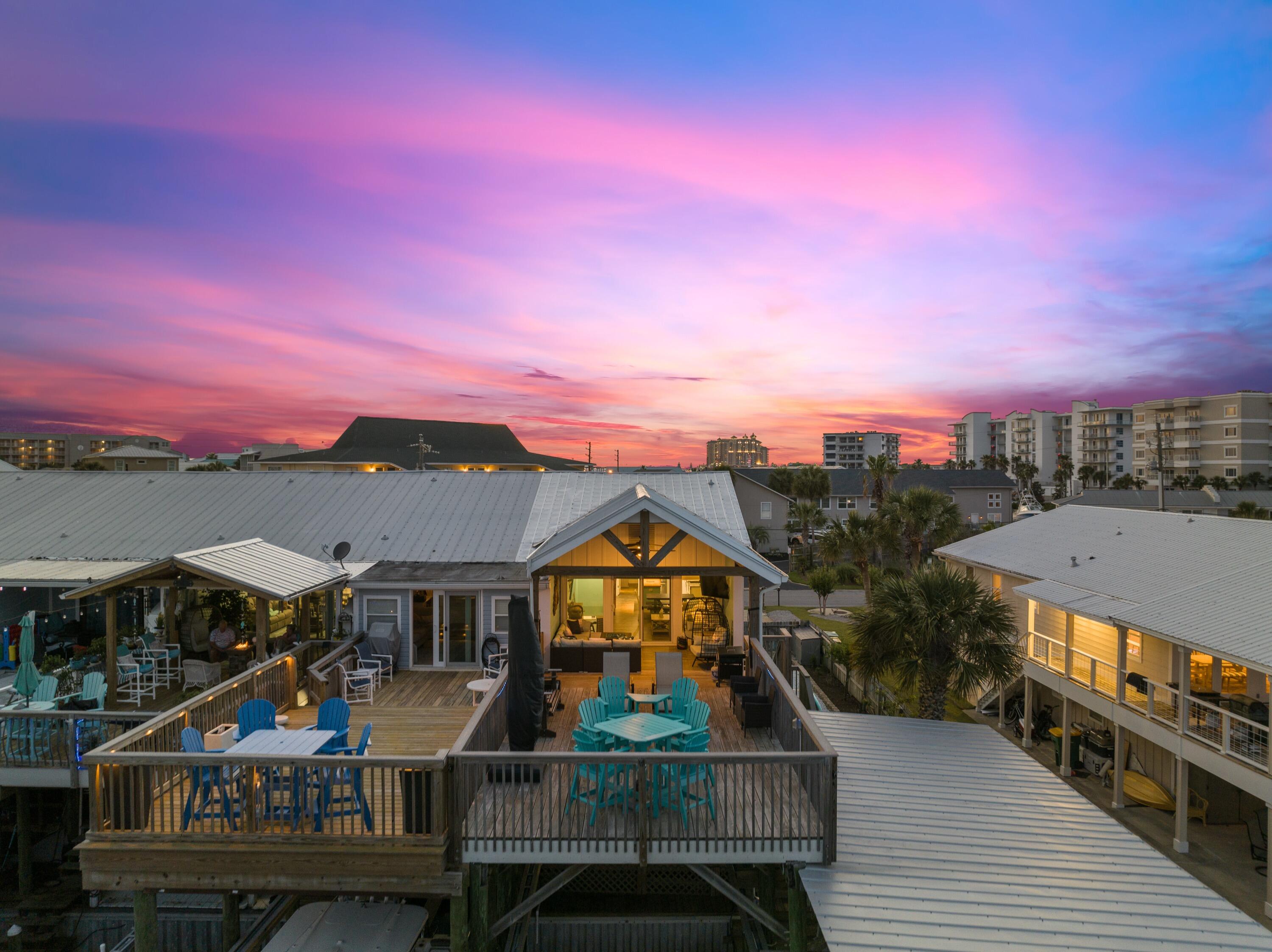 HOLIDAY ISLE - Residential