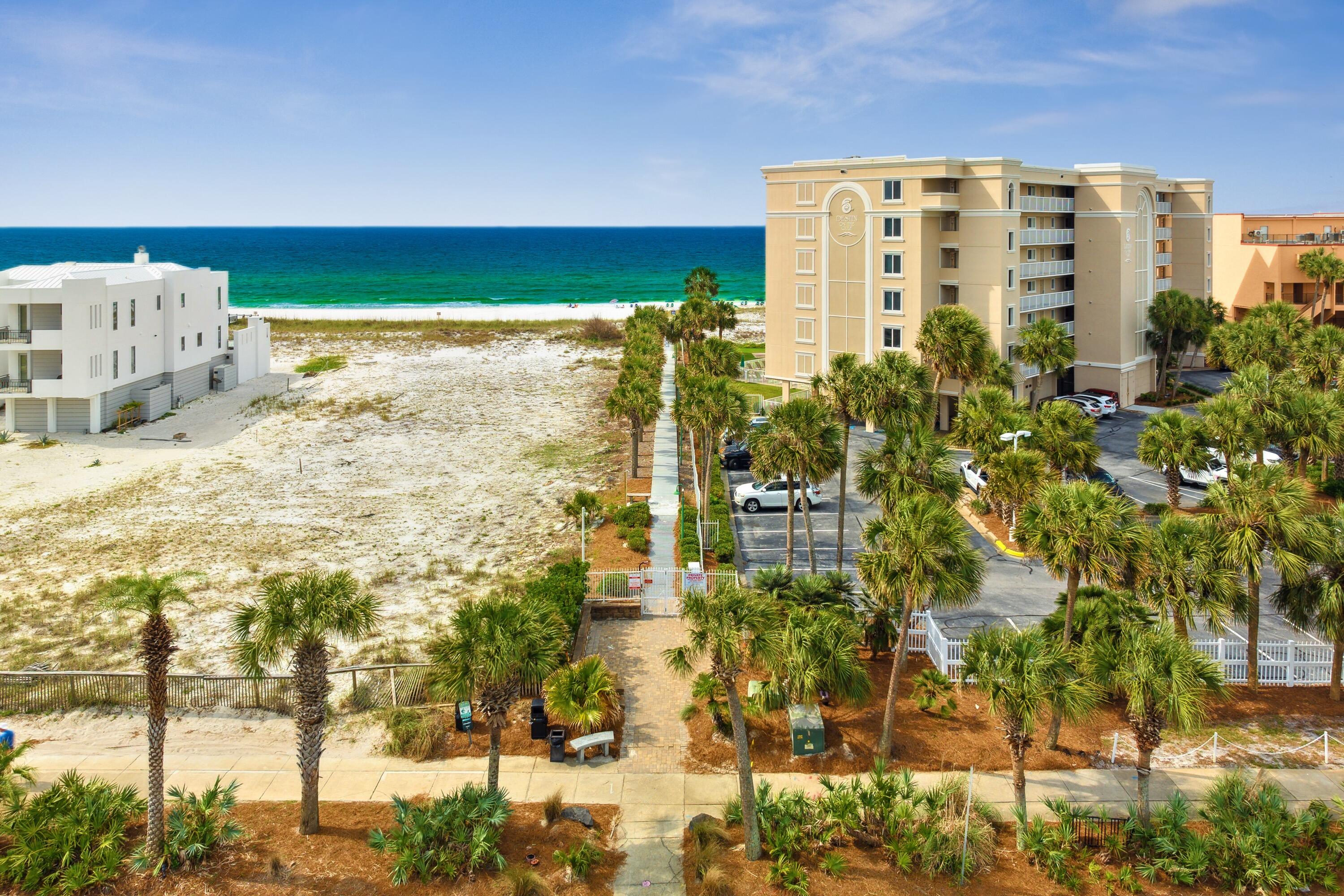 HOLIDAY ISLE - Residential