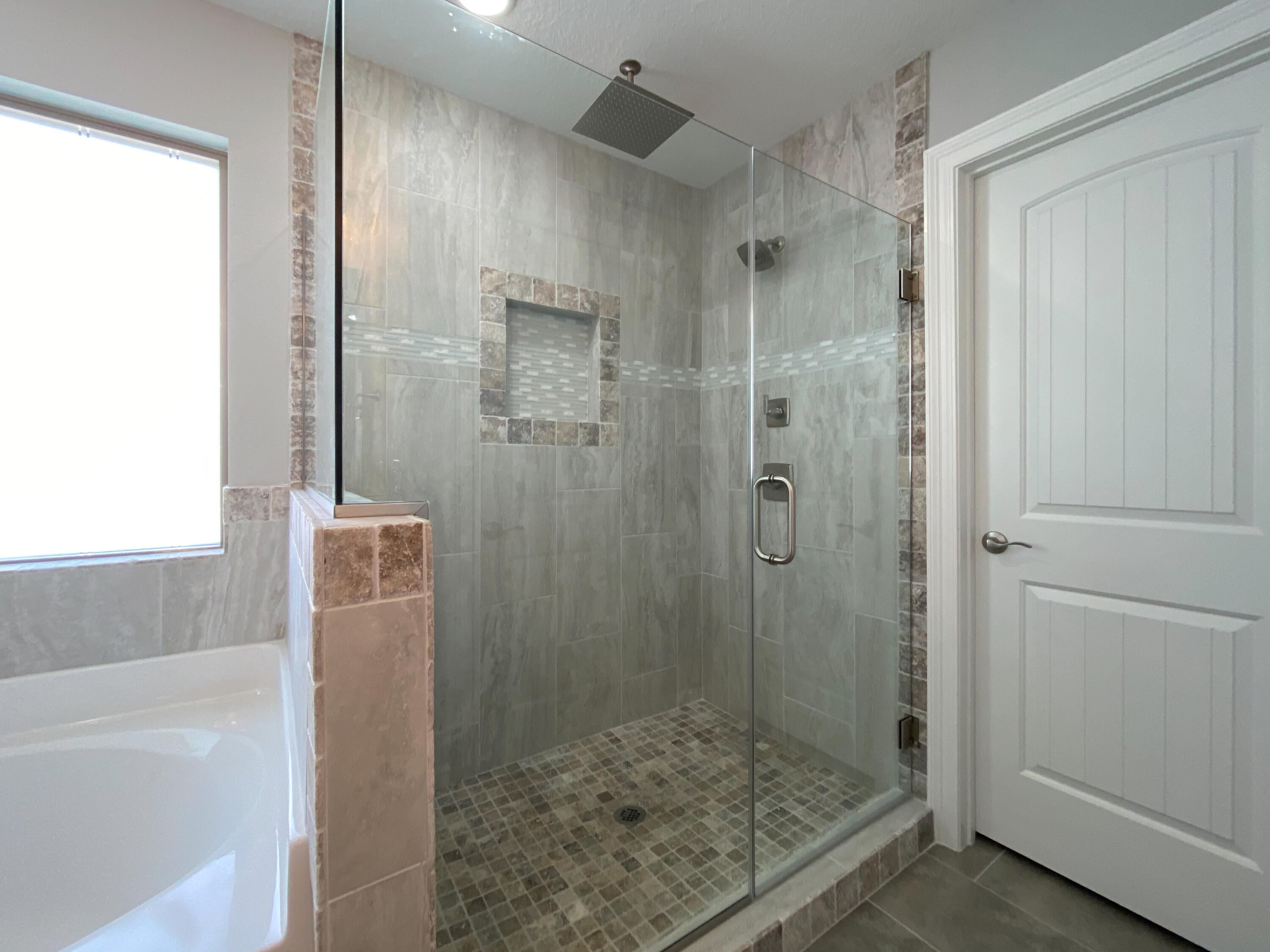 RIVERSIDE LANDING - Residential Lease
