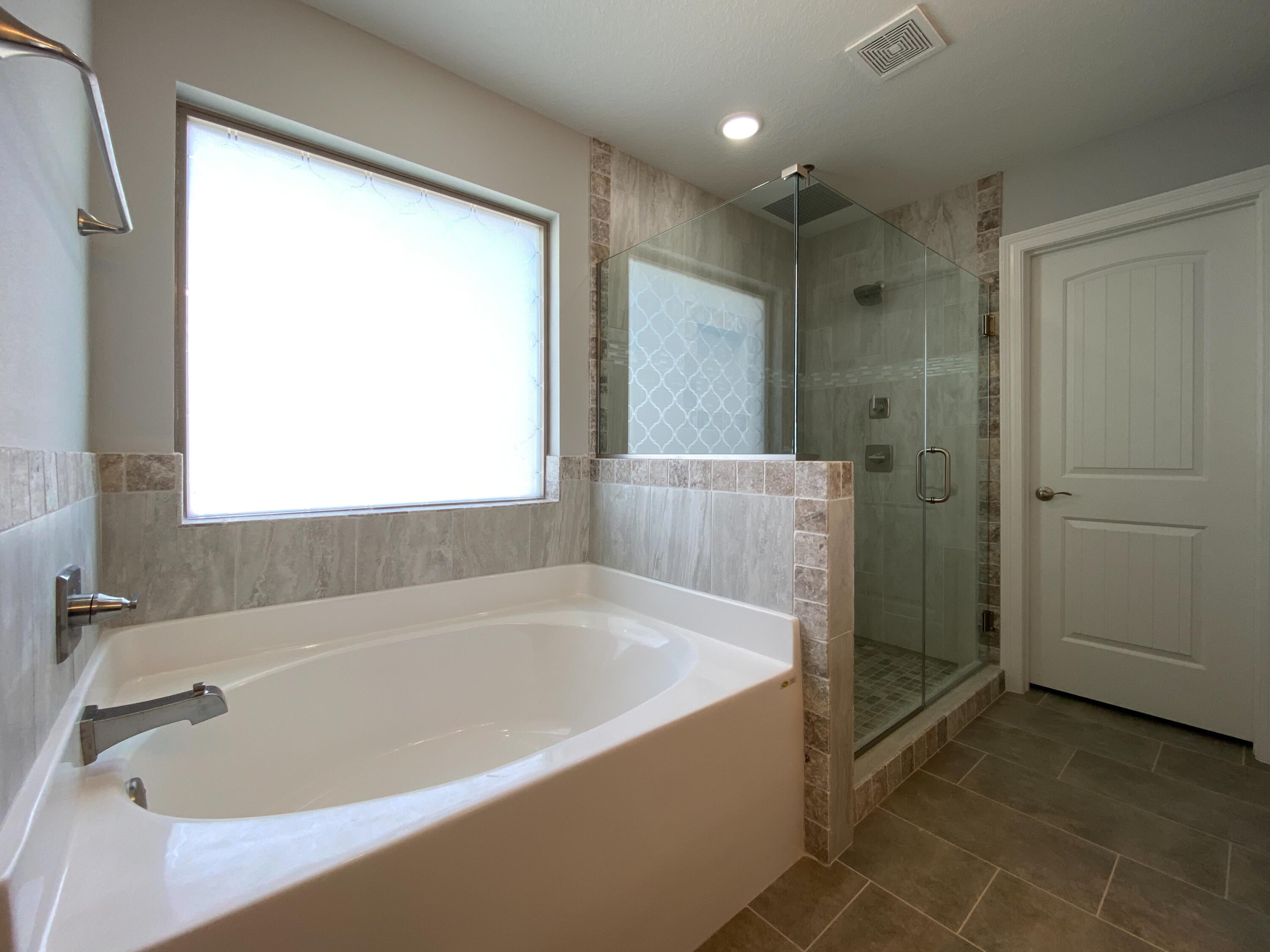 RIVERSIDE LANDING - Residential Lease