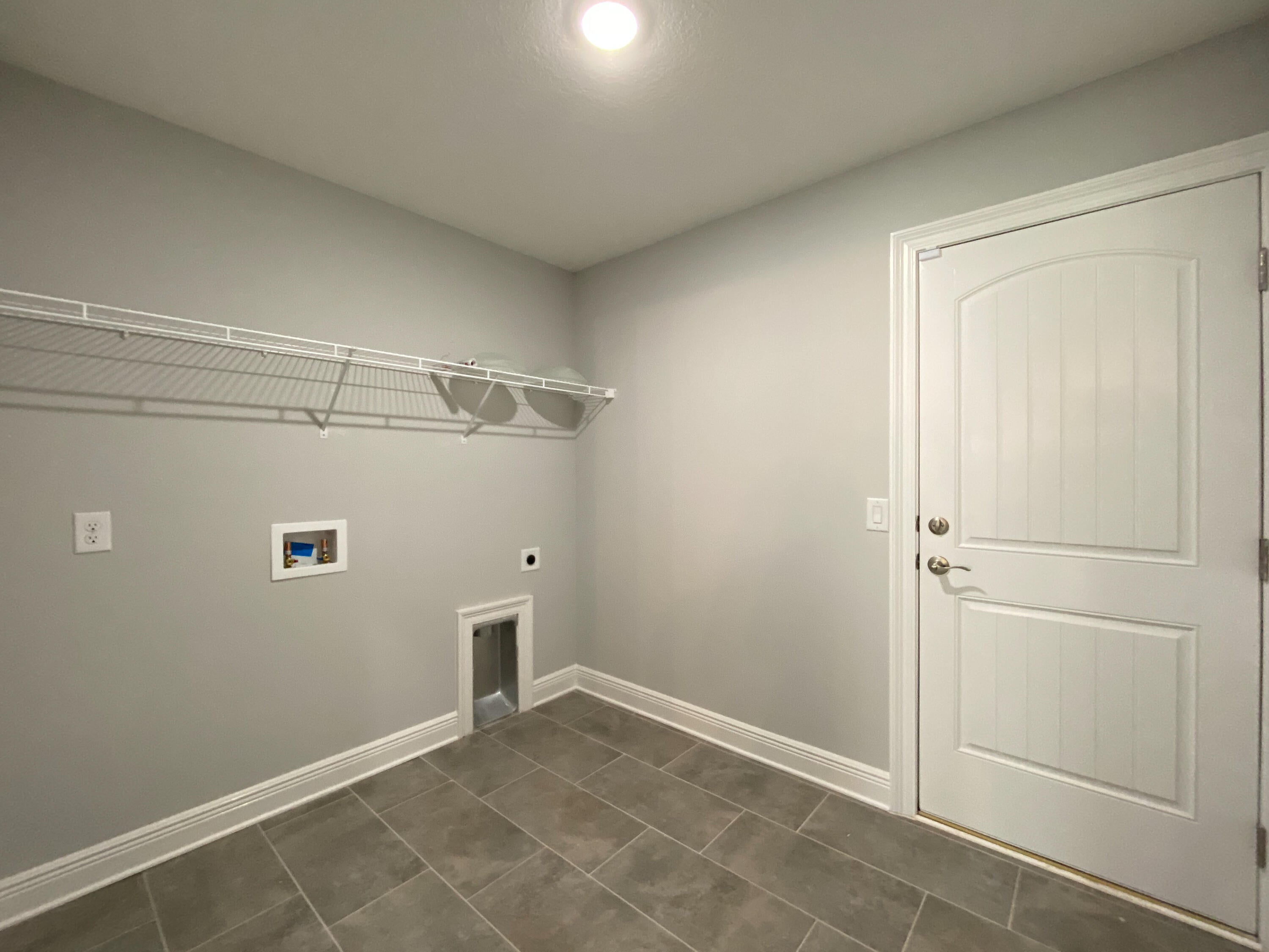 RIVERSIDE LANDING - Residential Lease