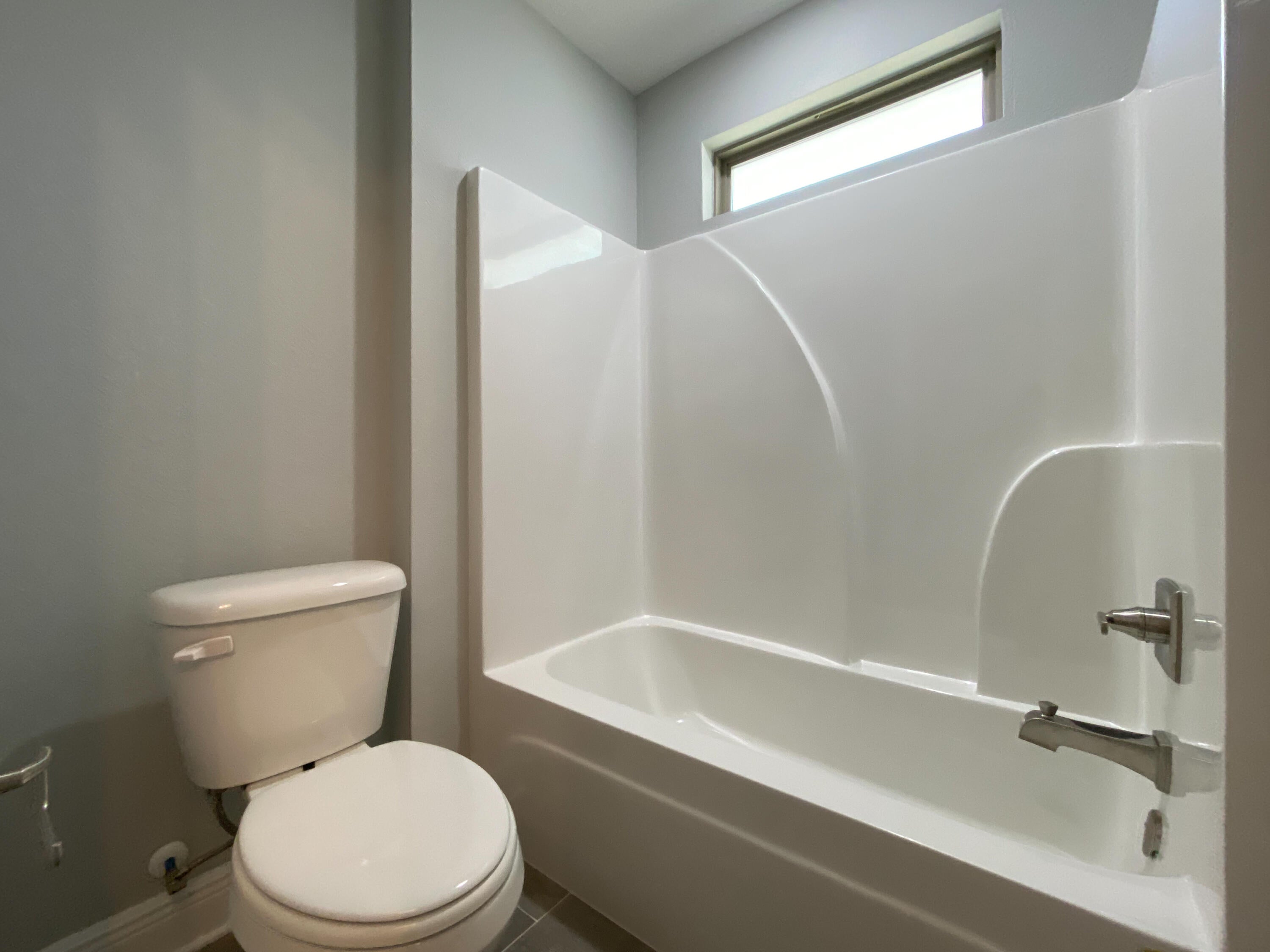 RIVERSIDE LANDING - Residential Lease