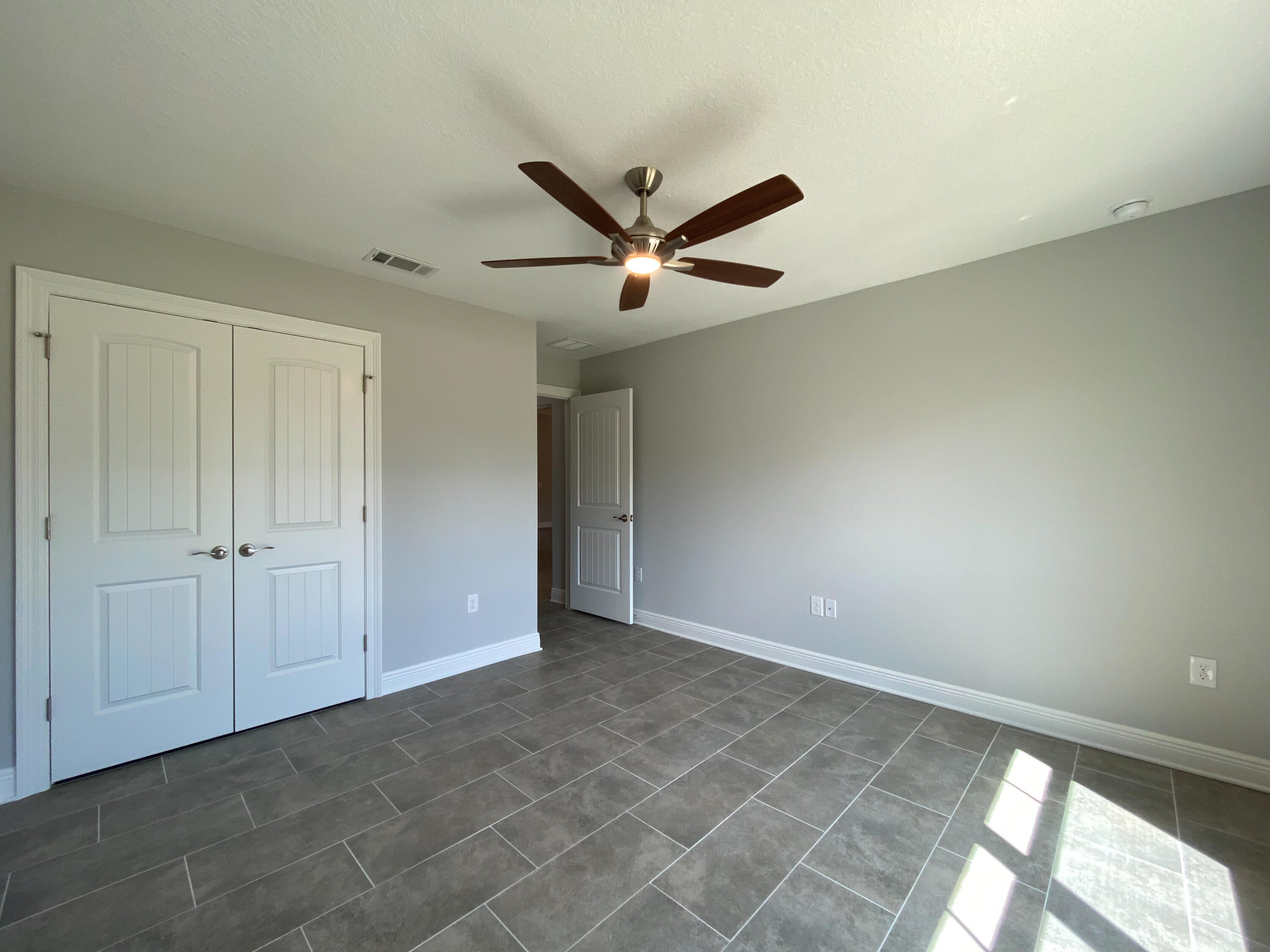 RIVERSIDE LANDING - Residential Lease