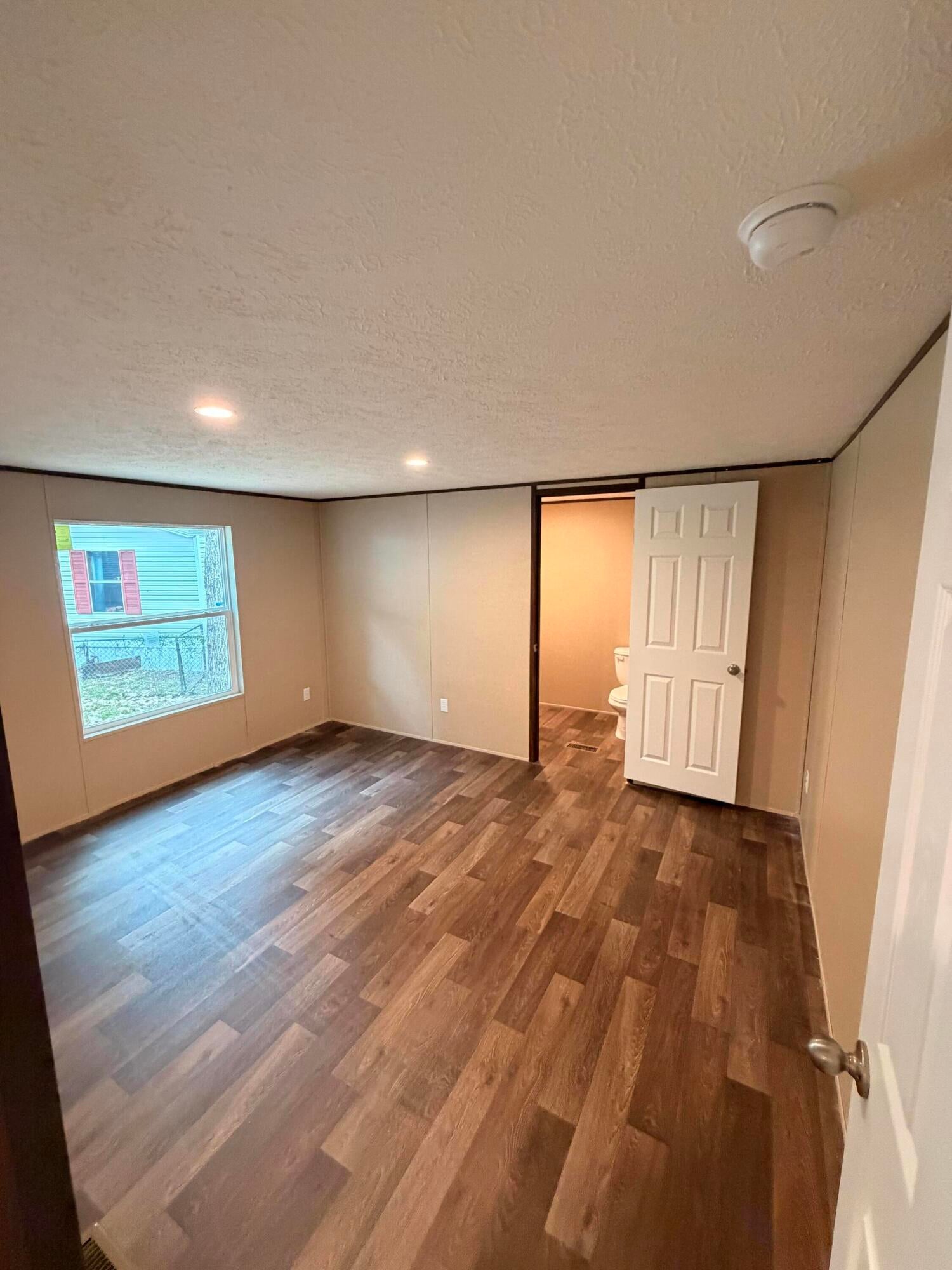 Magnolia Court - Residential Lease