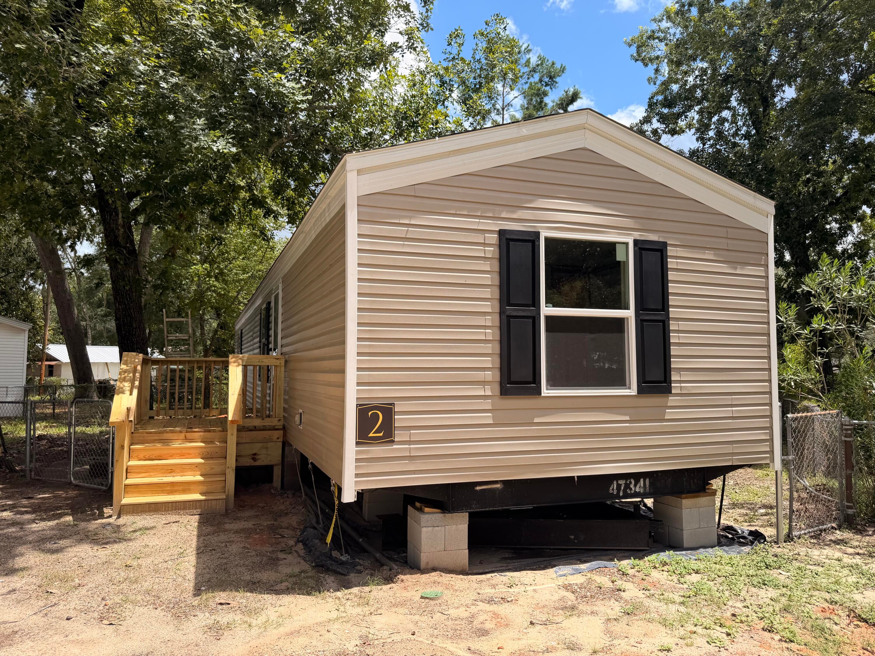 Magnolia Court - Residential Lease