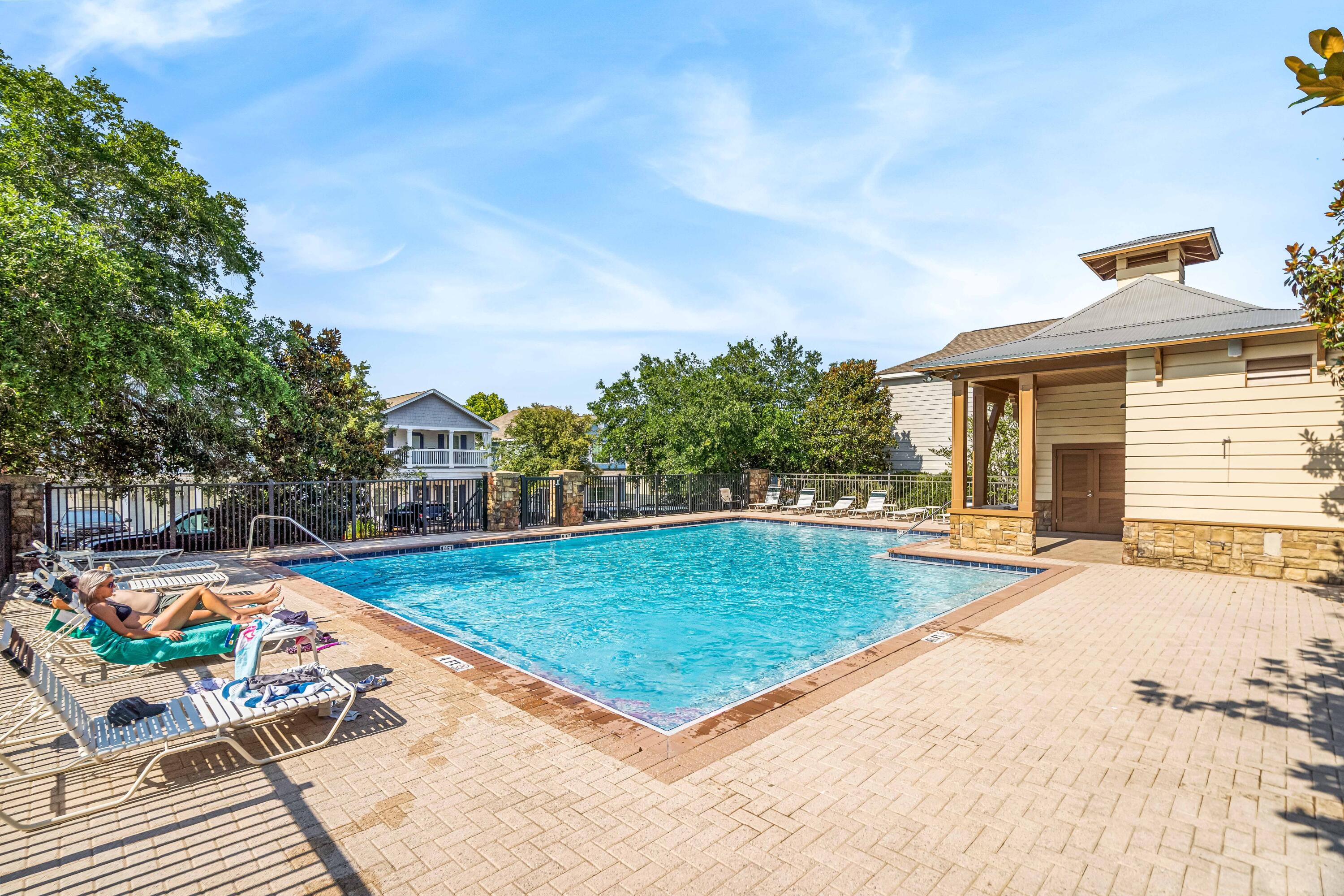 WEST SHORE PLACE - Residential