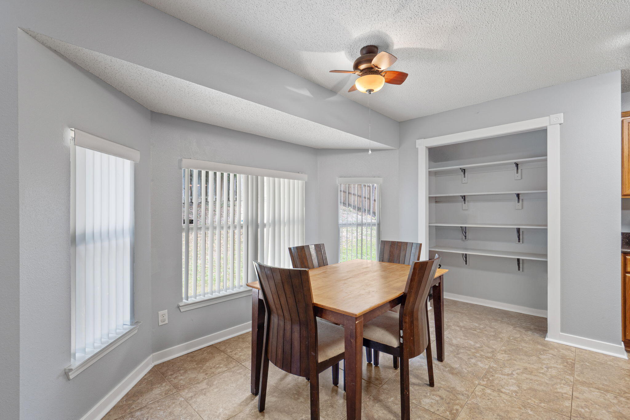 NORTHVIEW ESTATES 7TH ADDN - Residential