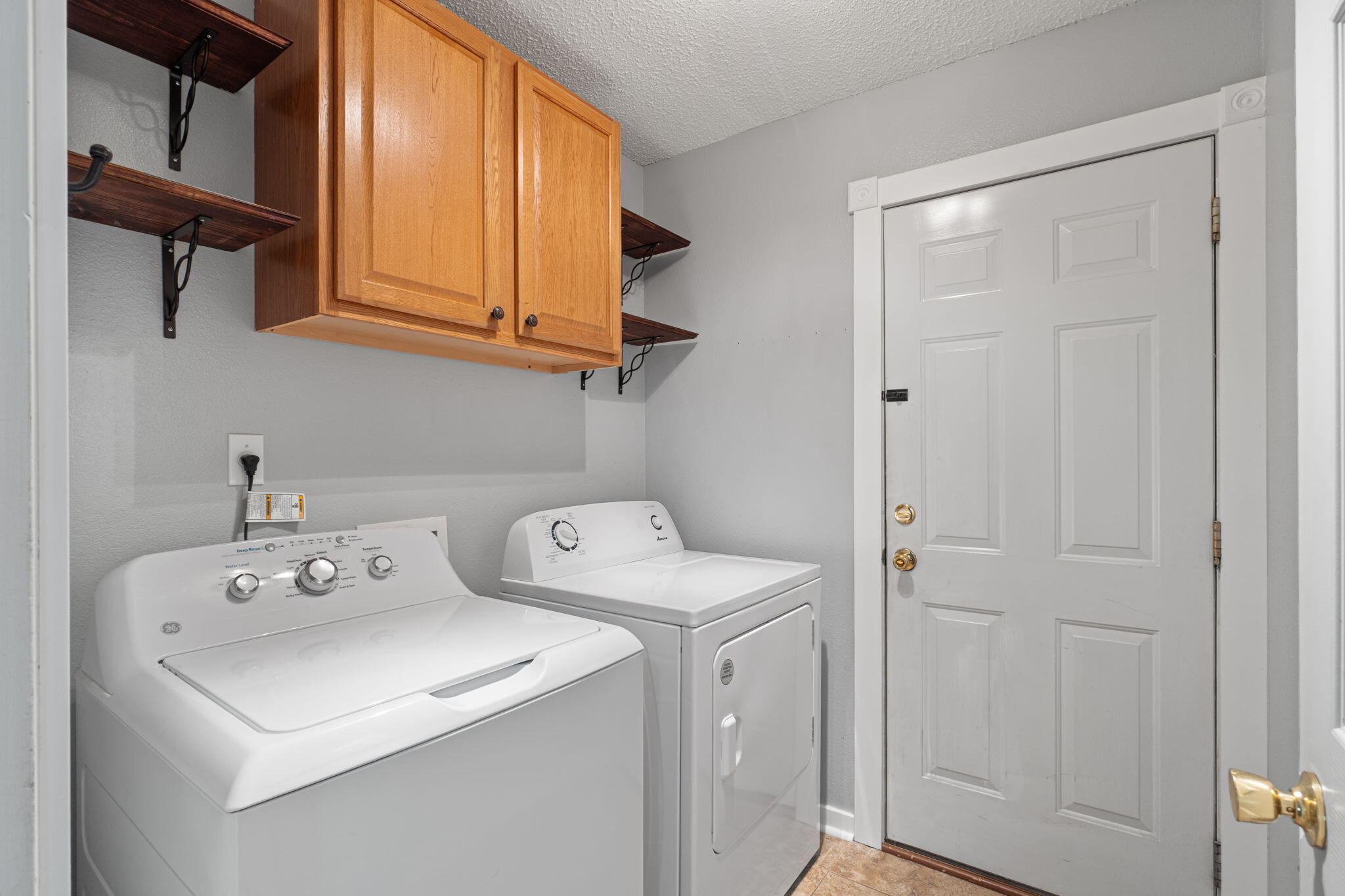 NORTHVIEW ESTATES 7TH ADDN - Residential