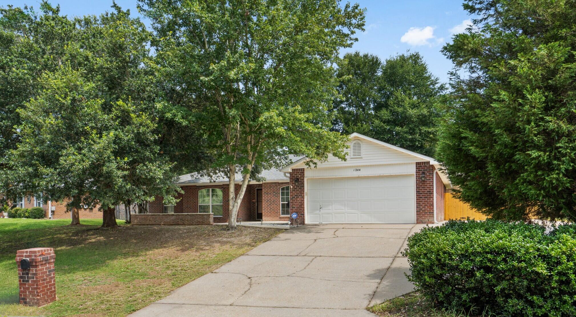 NORTHVIEW ESTATES 7TH ADDN - Residential