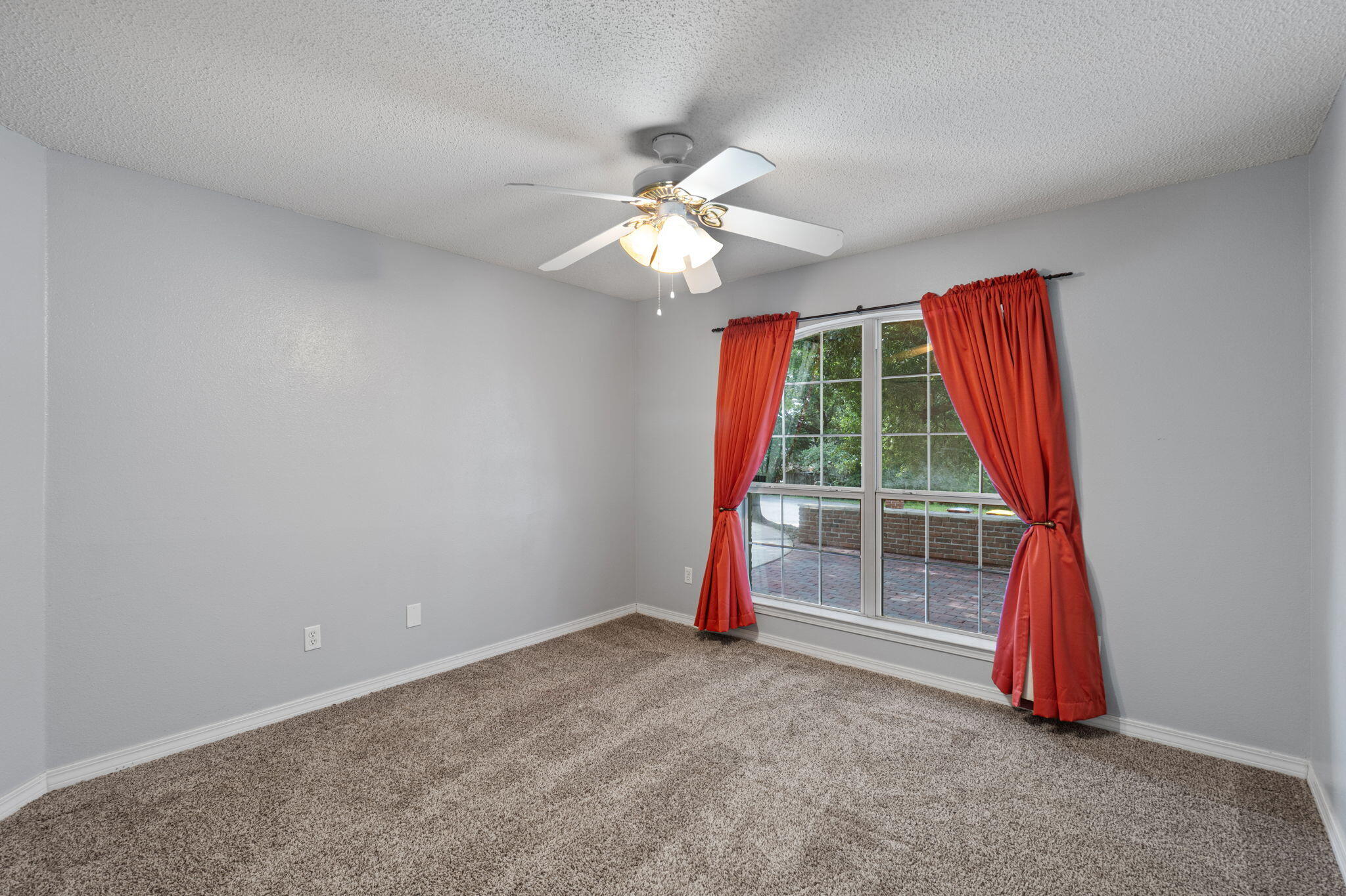 NORTHVIEW ESTATES 7TH ADDN - Residential