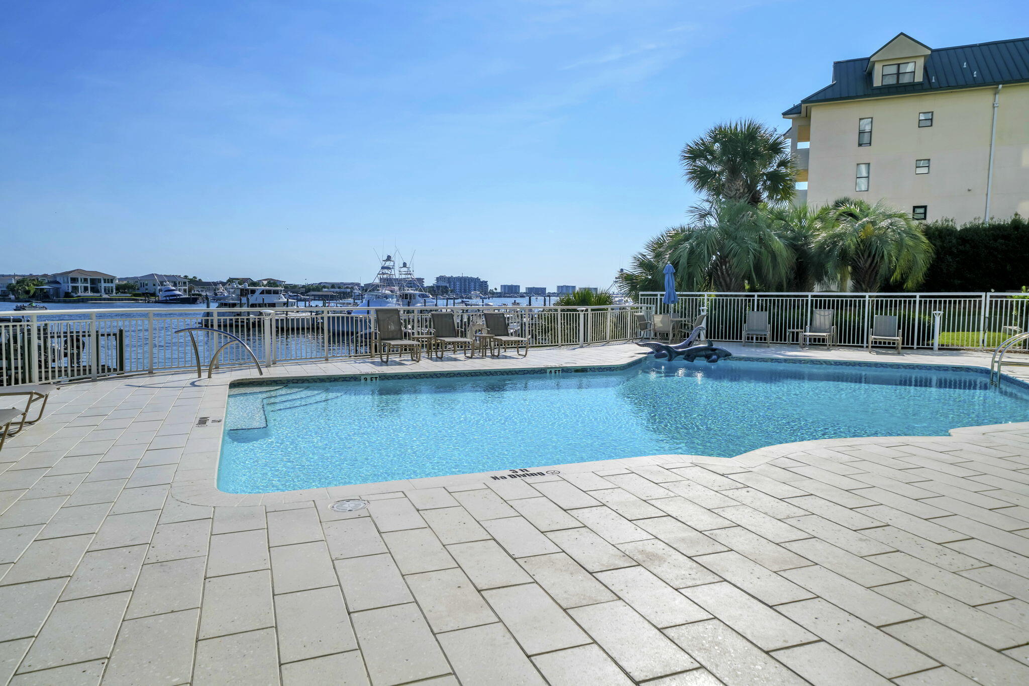 GRAND HARBOR - Residential