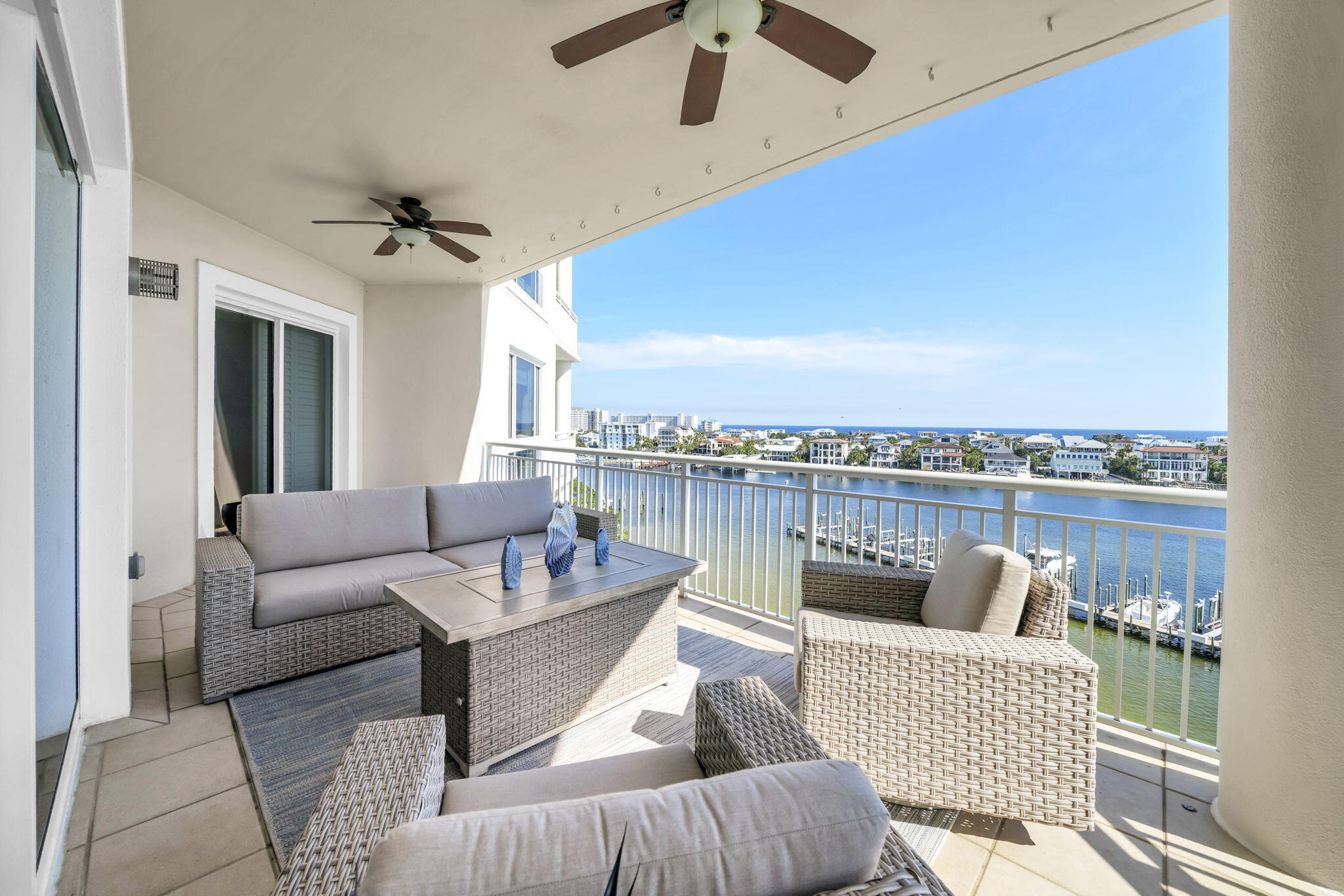 GRAND HARBOR - Residential
