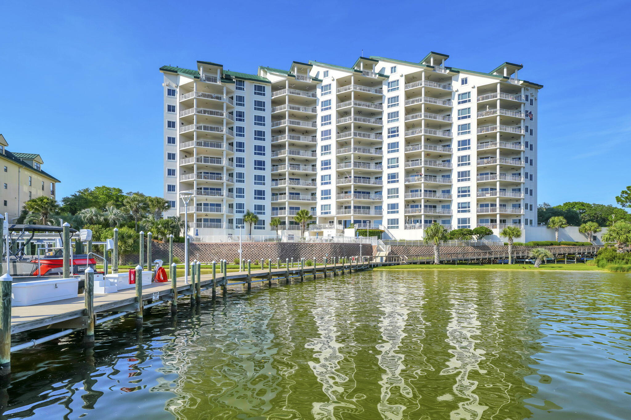 GRAND HARBOR - Residential