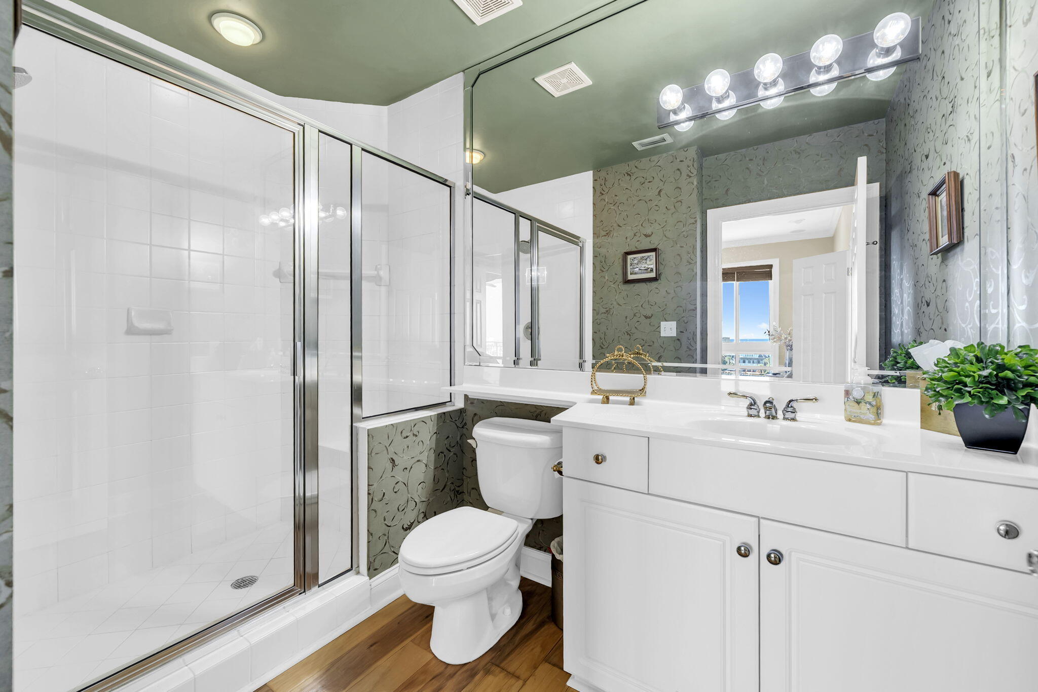 GRAND HARBOR - Residential