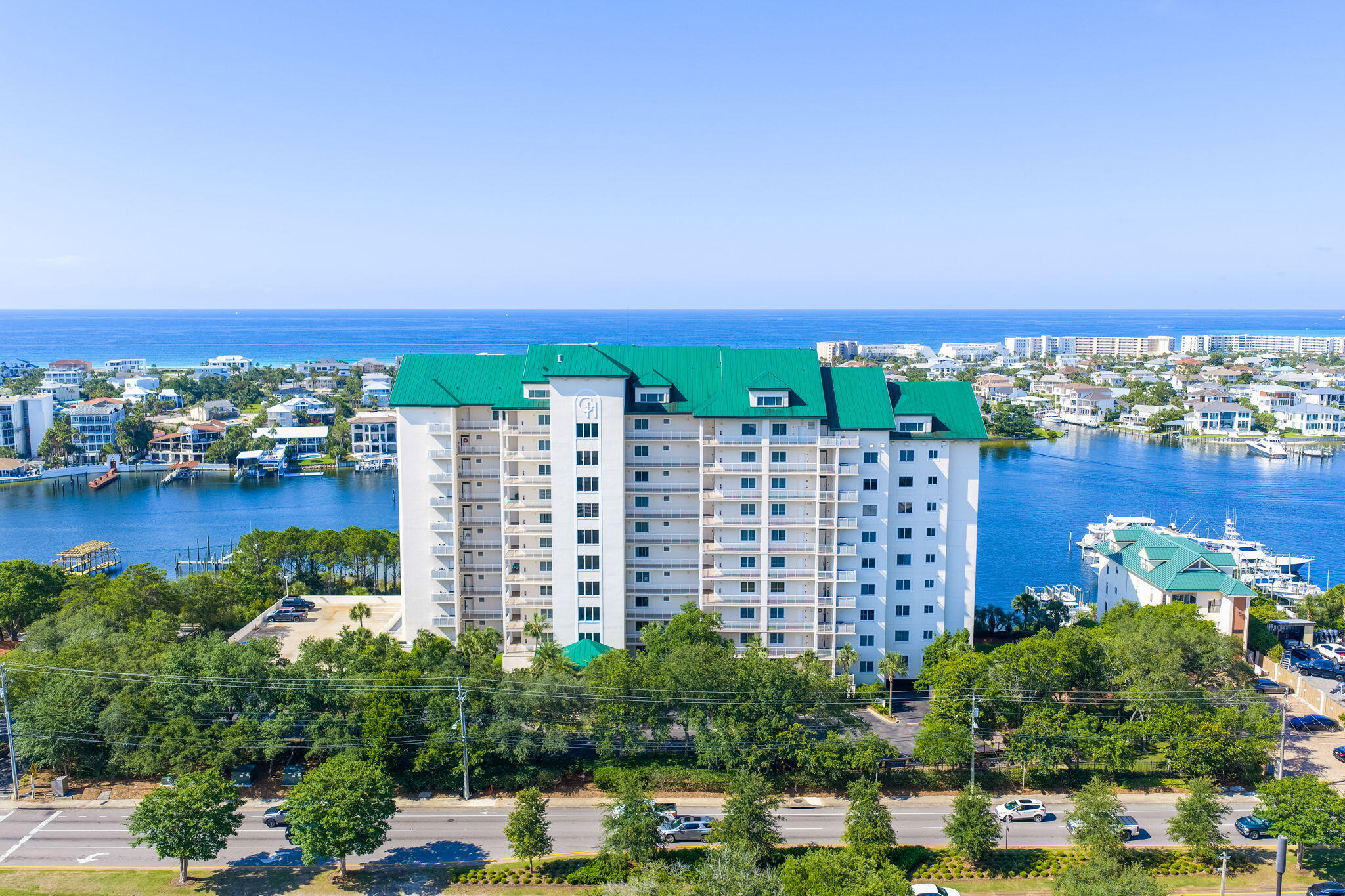 GRAND HARBOR - Residential