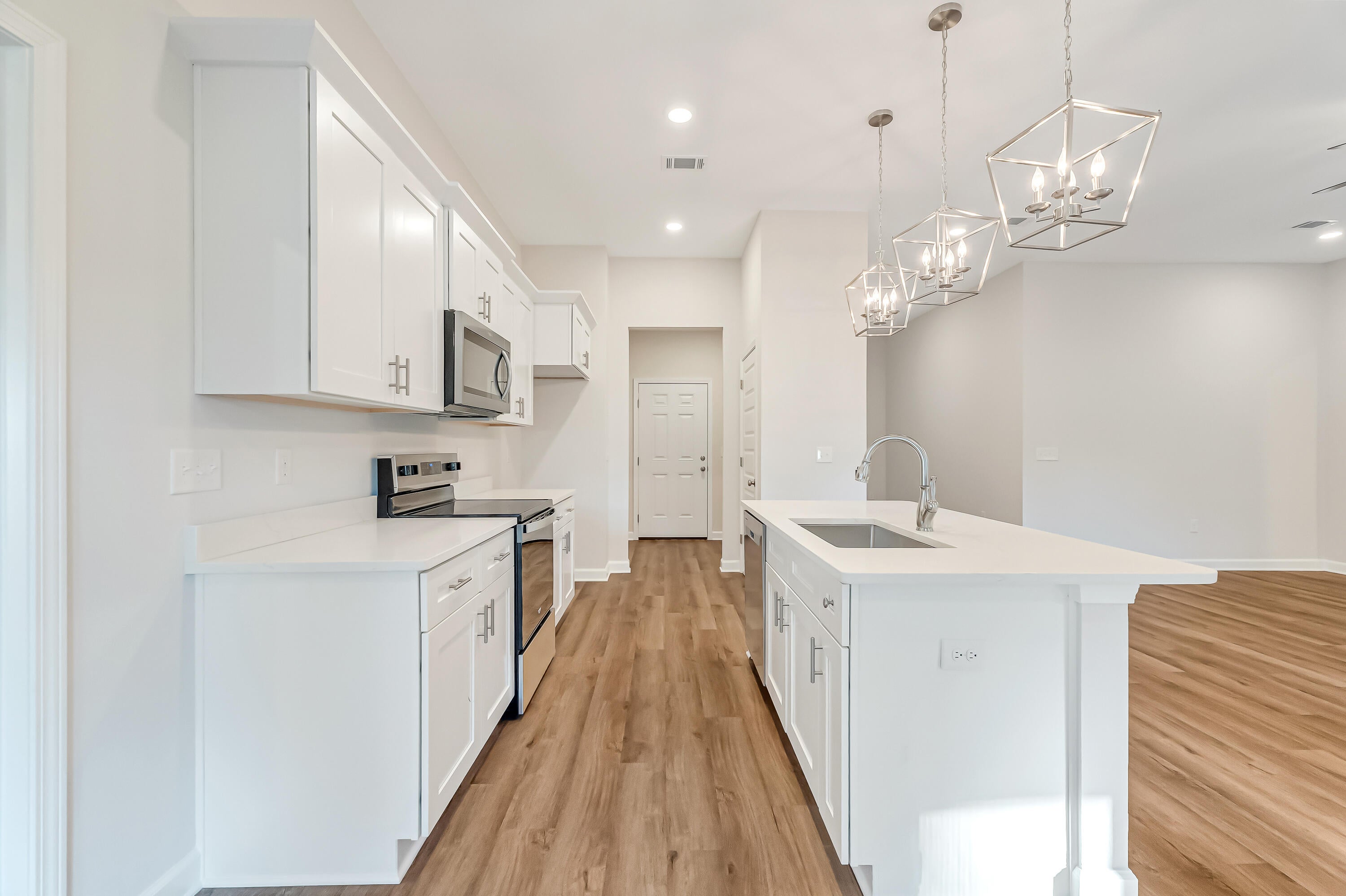 FOXWOOD ESTATES 1 - Residential