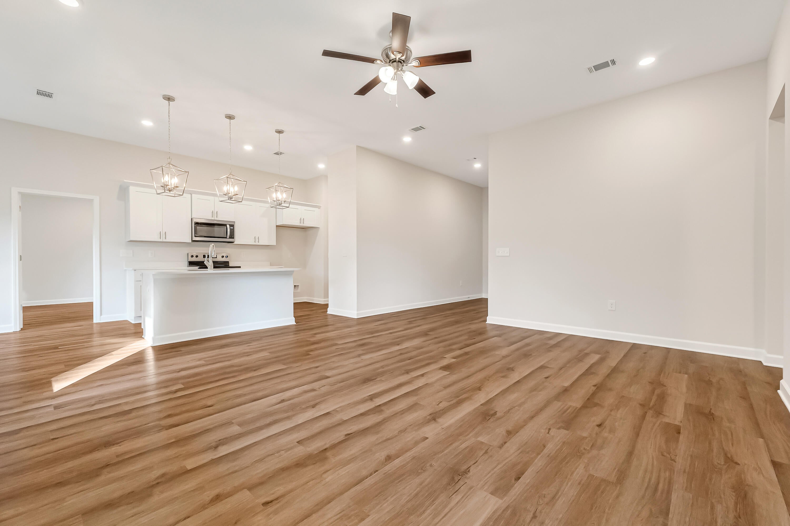 FOXWOOD ESTATES 1 - Residential