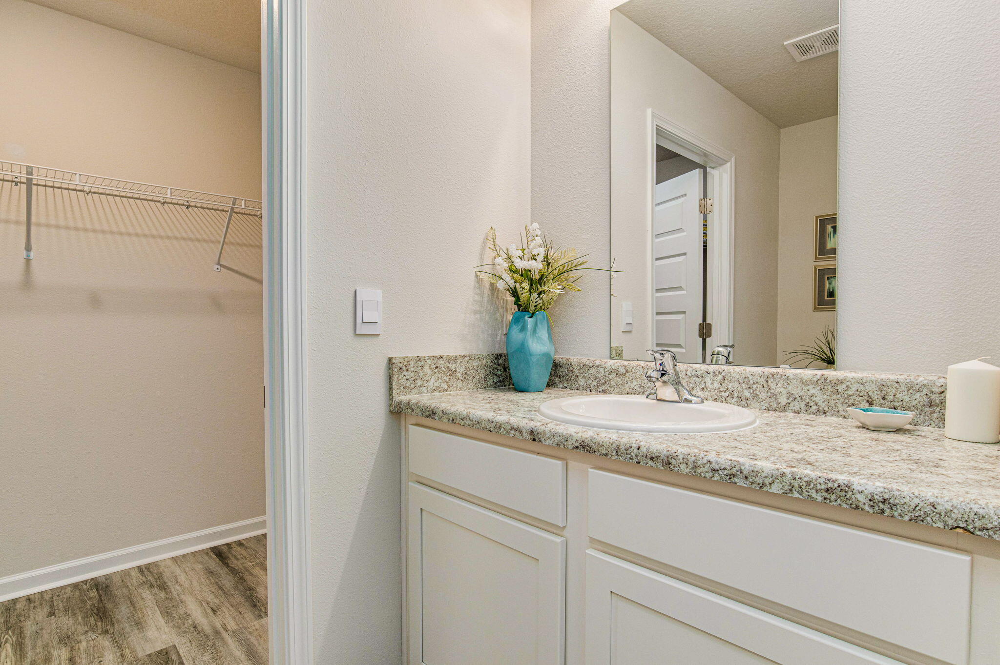 RIVERS COVE - Residential