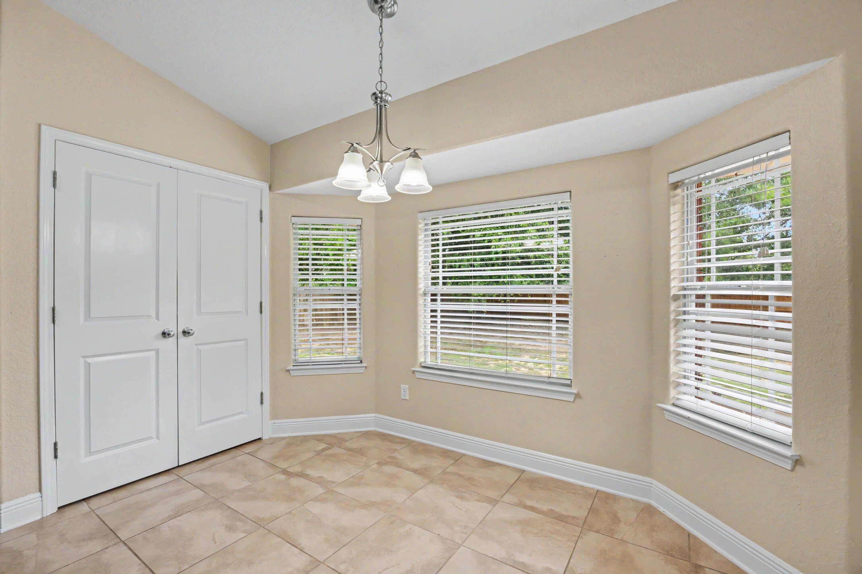 SILVERWOOD ESTATES - Residential
