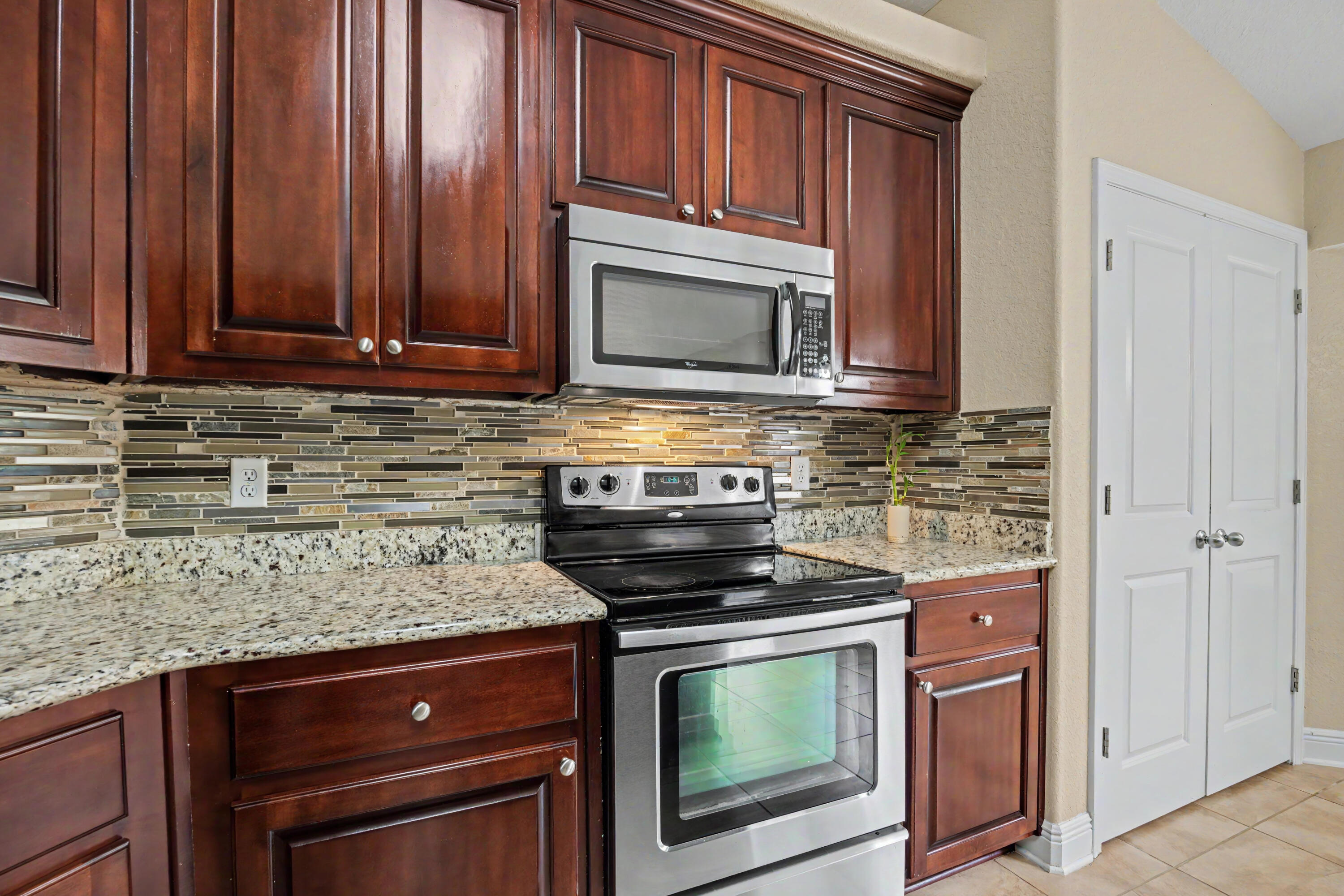 SILVERWOOD ESTATES - Residential