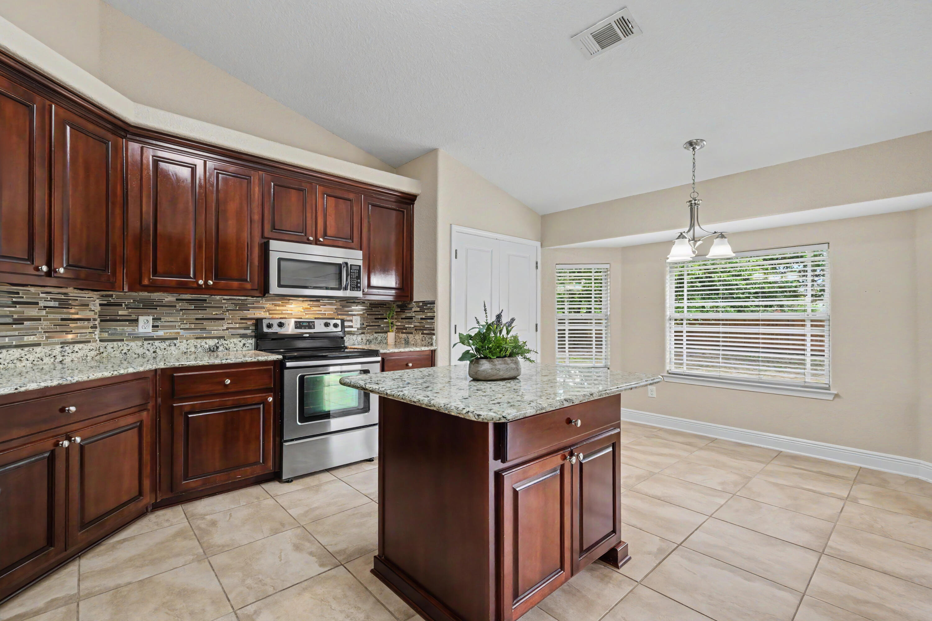 SILVERWOOD ESTATES - Residential