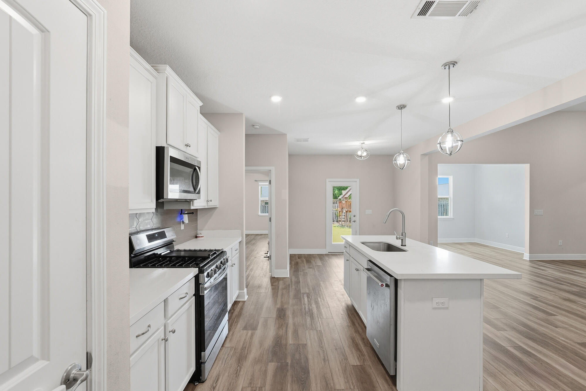 Sweetwater/Hammock Bay - Residential