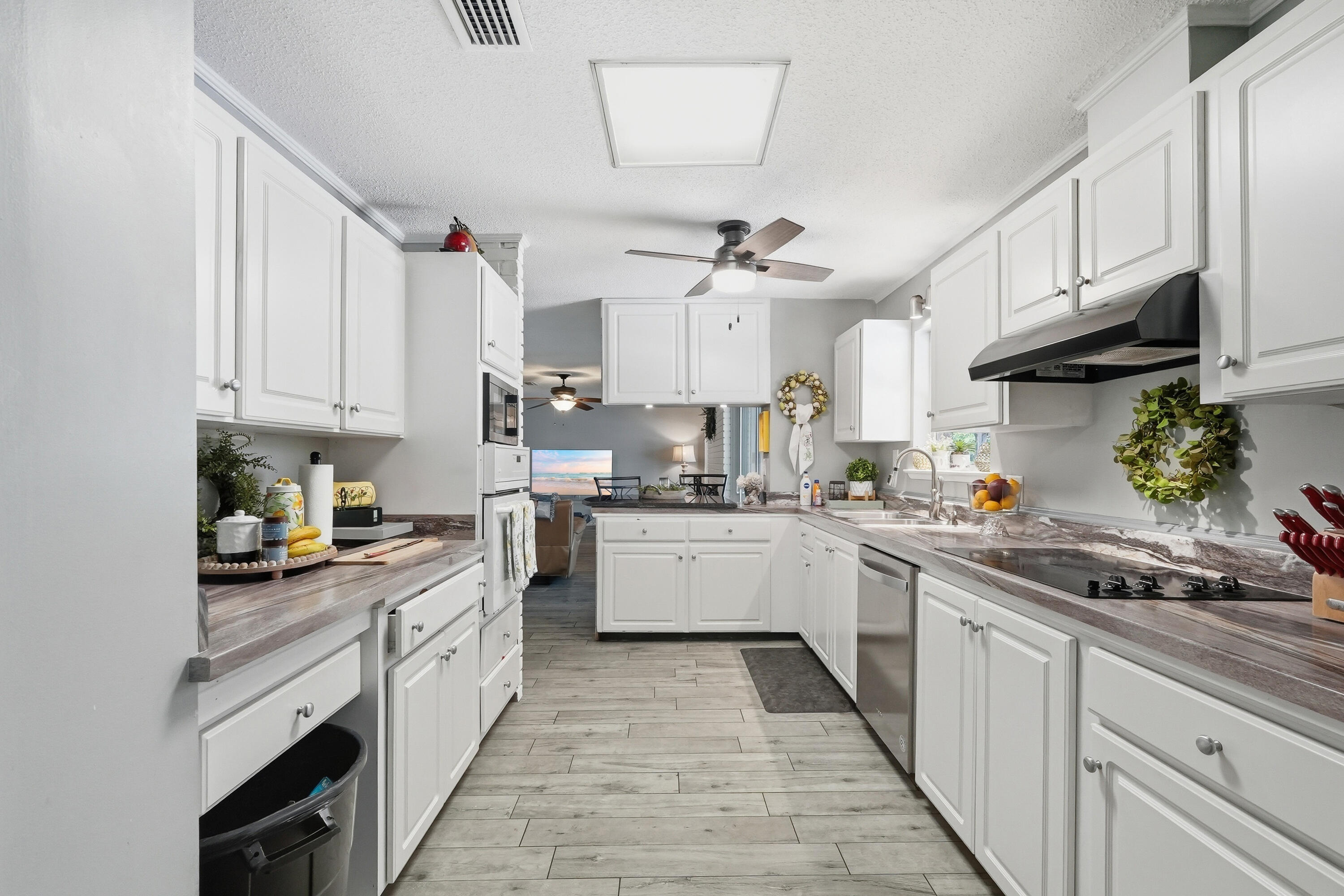 POQUITO BAYOU - Residential