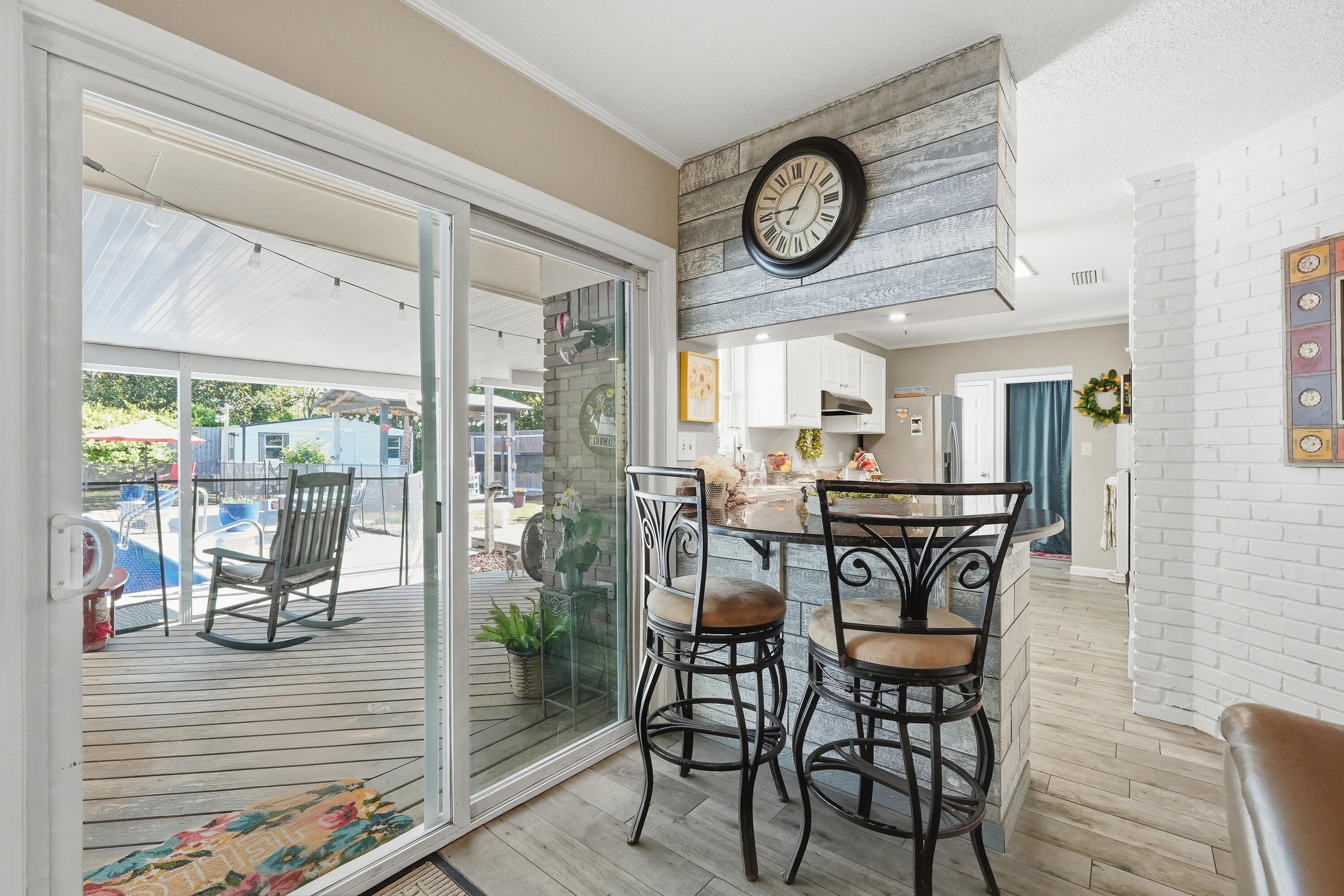 POQUITO BAYOU - Residential