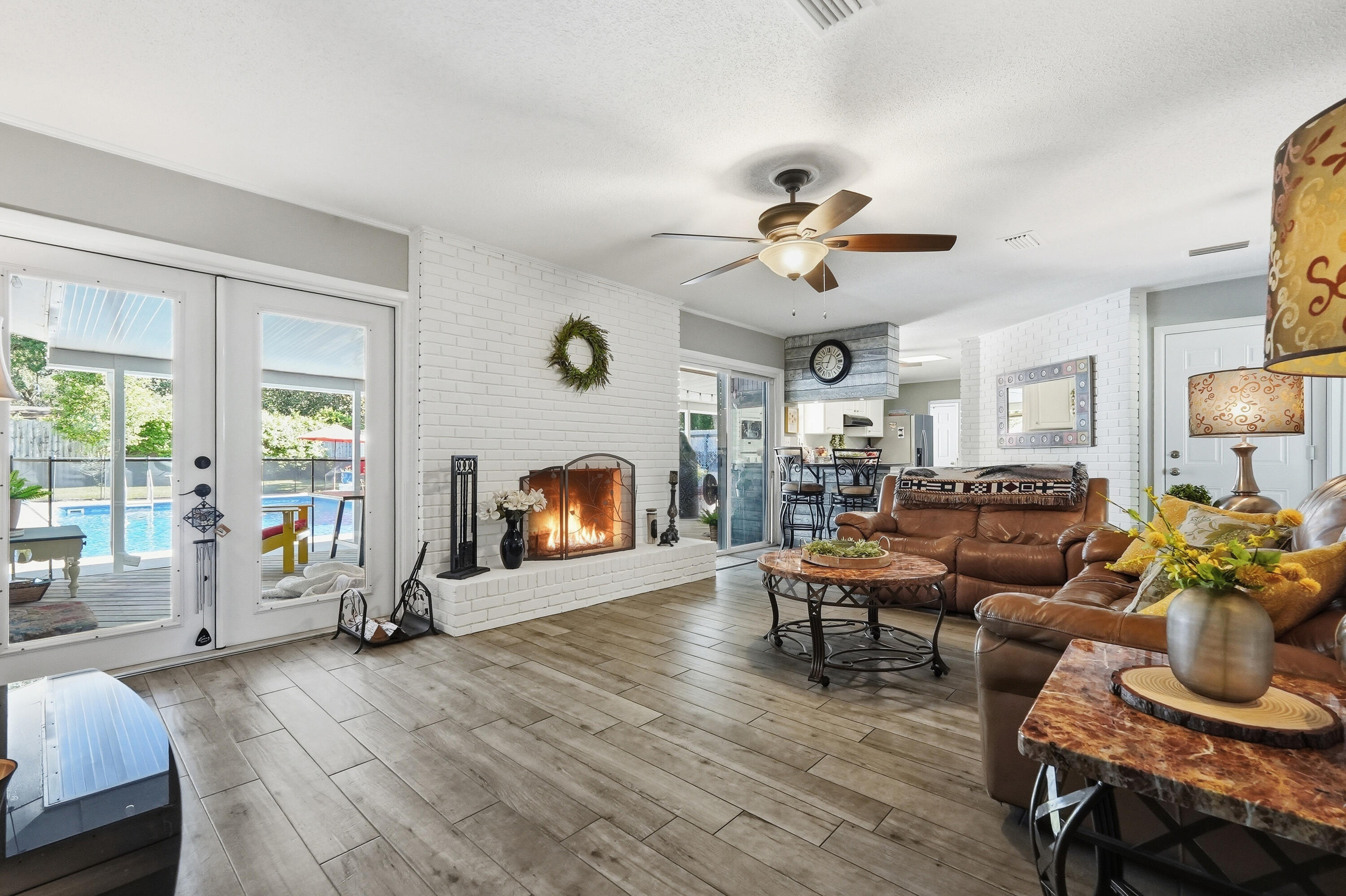 POQUITO BAYOU - Residential