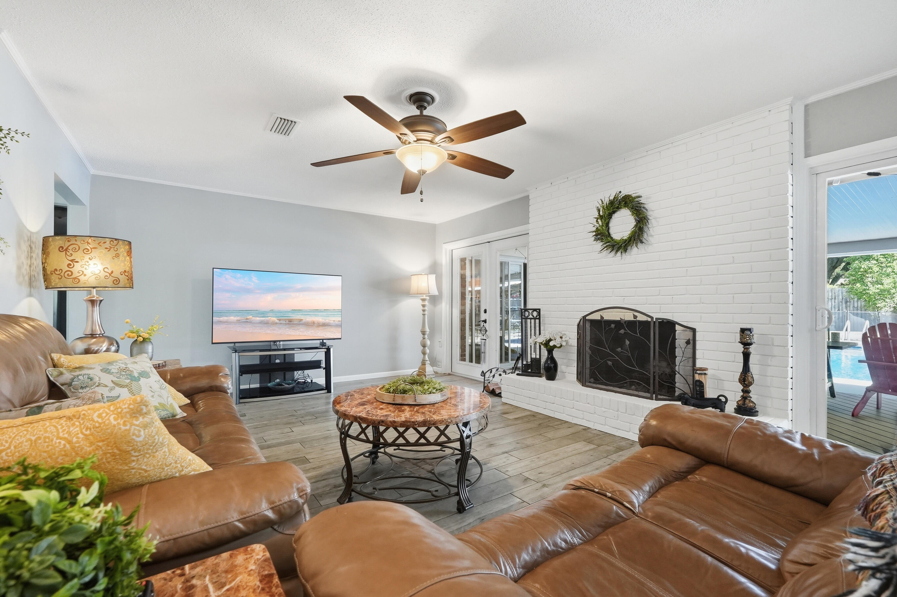 POQUITO BAYOU - Residential